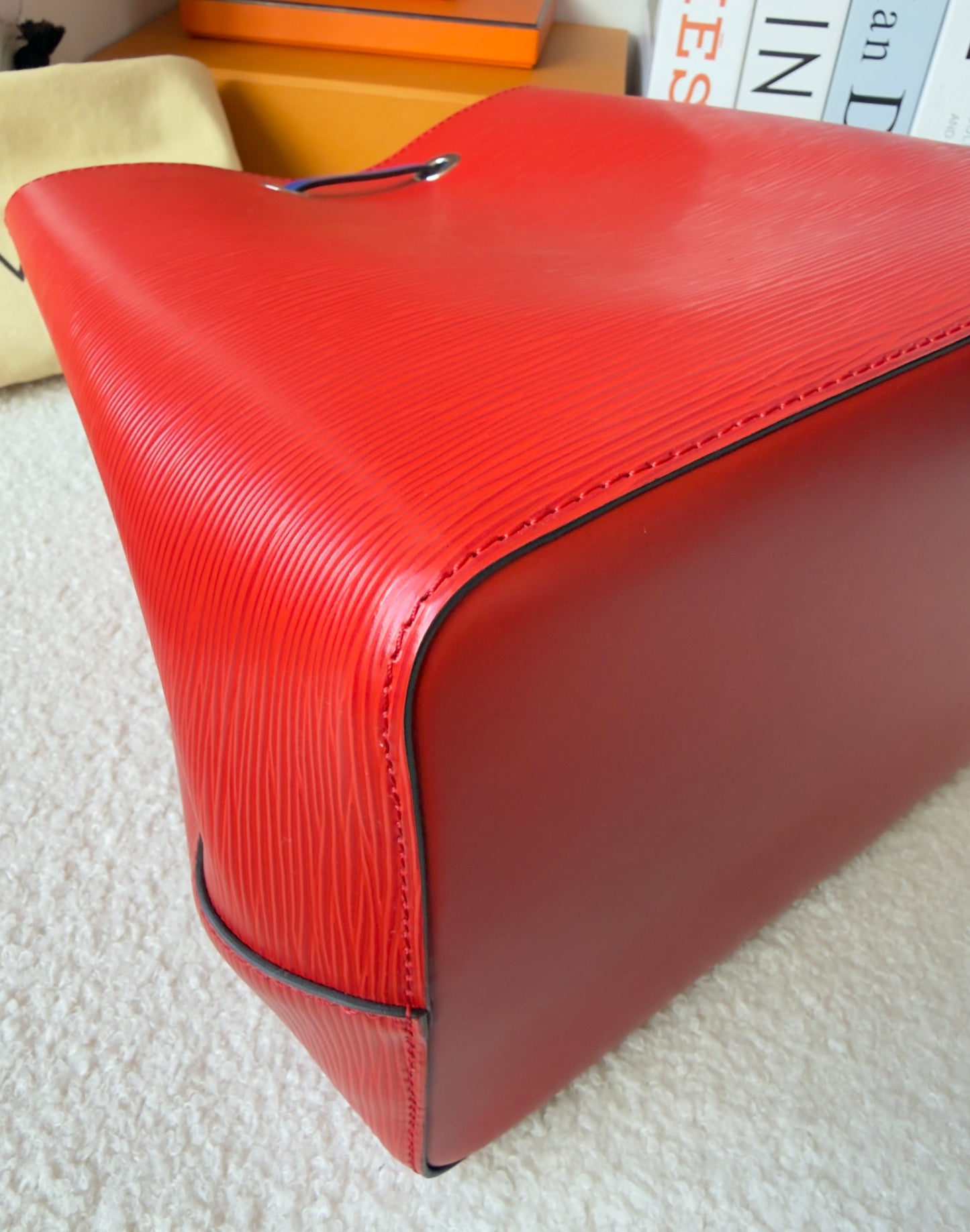 NEONOE MM Red Blue Coquelicot Epi Leather Bag
