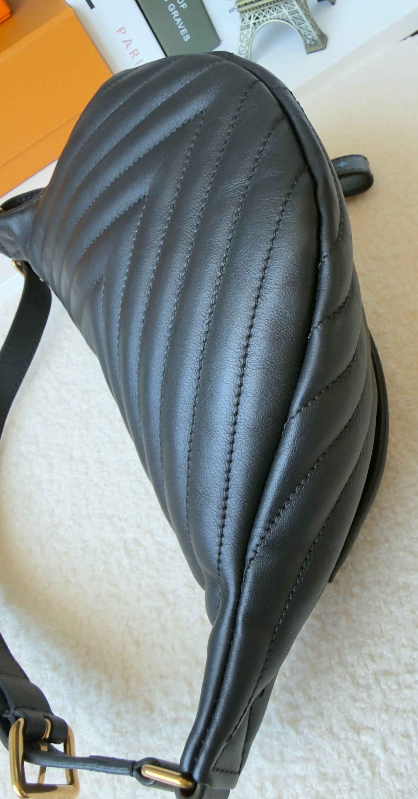 NEW WAVE BUMBAG BLACK CALFSKIN BAG