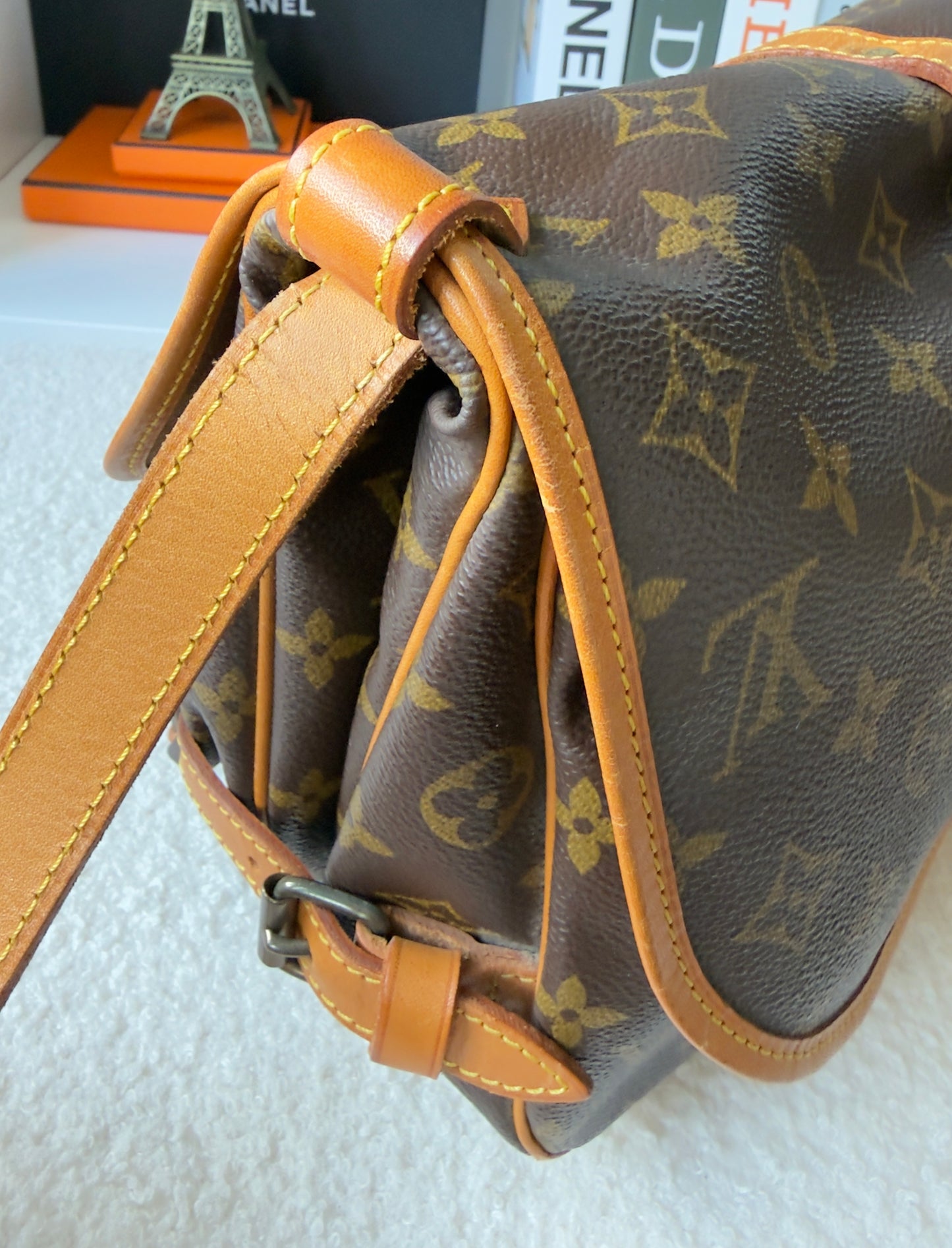 SAUMUR 30 MNG CANVAS MESSENGER BAG
