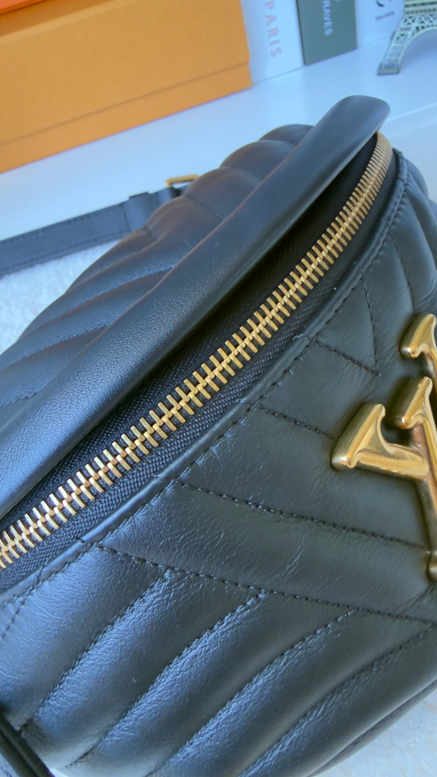 NEW WAVE BUMBAG BLACK CALFSKIN BAG