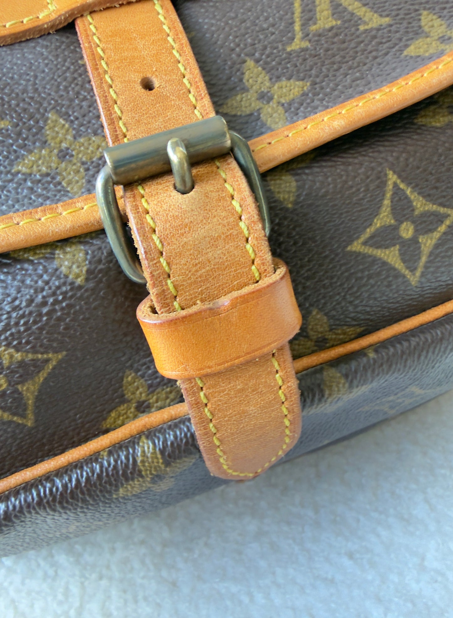 SAUMUR 30 MNG CANVAS MESSENGER BAG