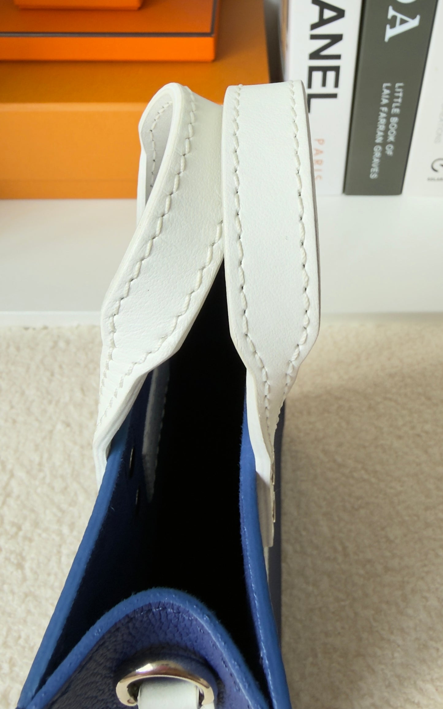 LIKE NEW LIMITED EDITION EVERYDAY SIGNATURE SAC PLAT XS BLUE
