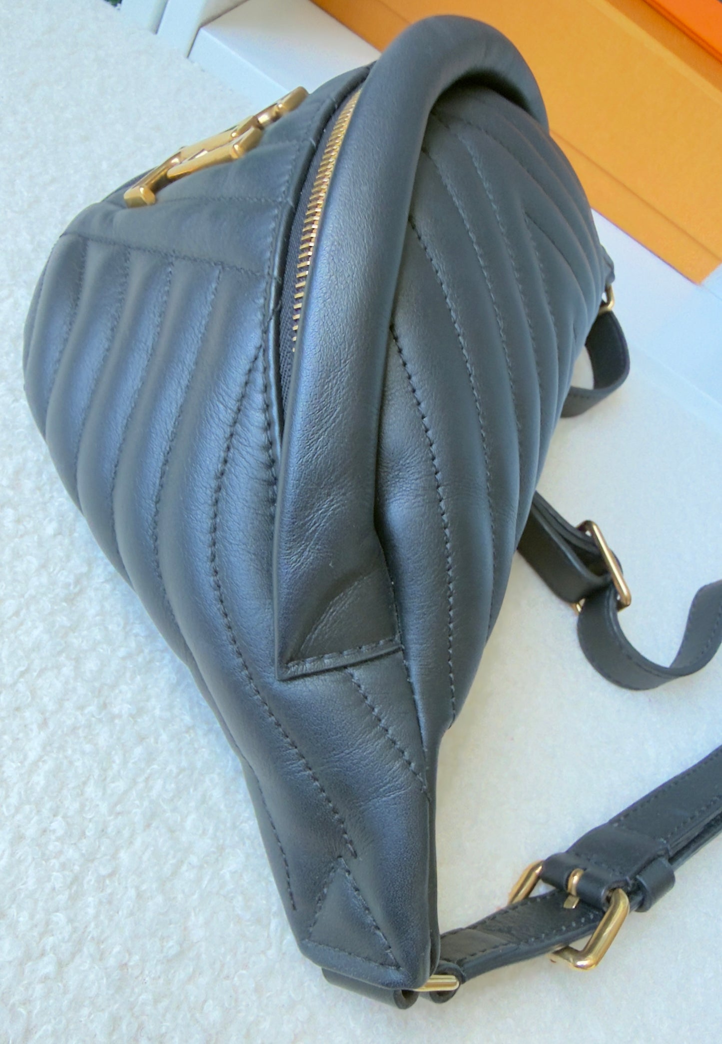 NEW WAVE BUMBAG BLACK CALFSKIN BAG