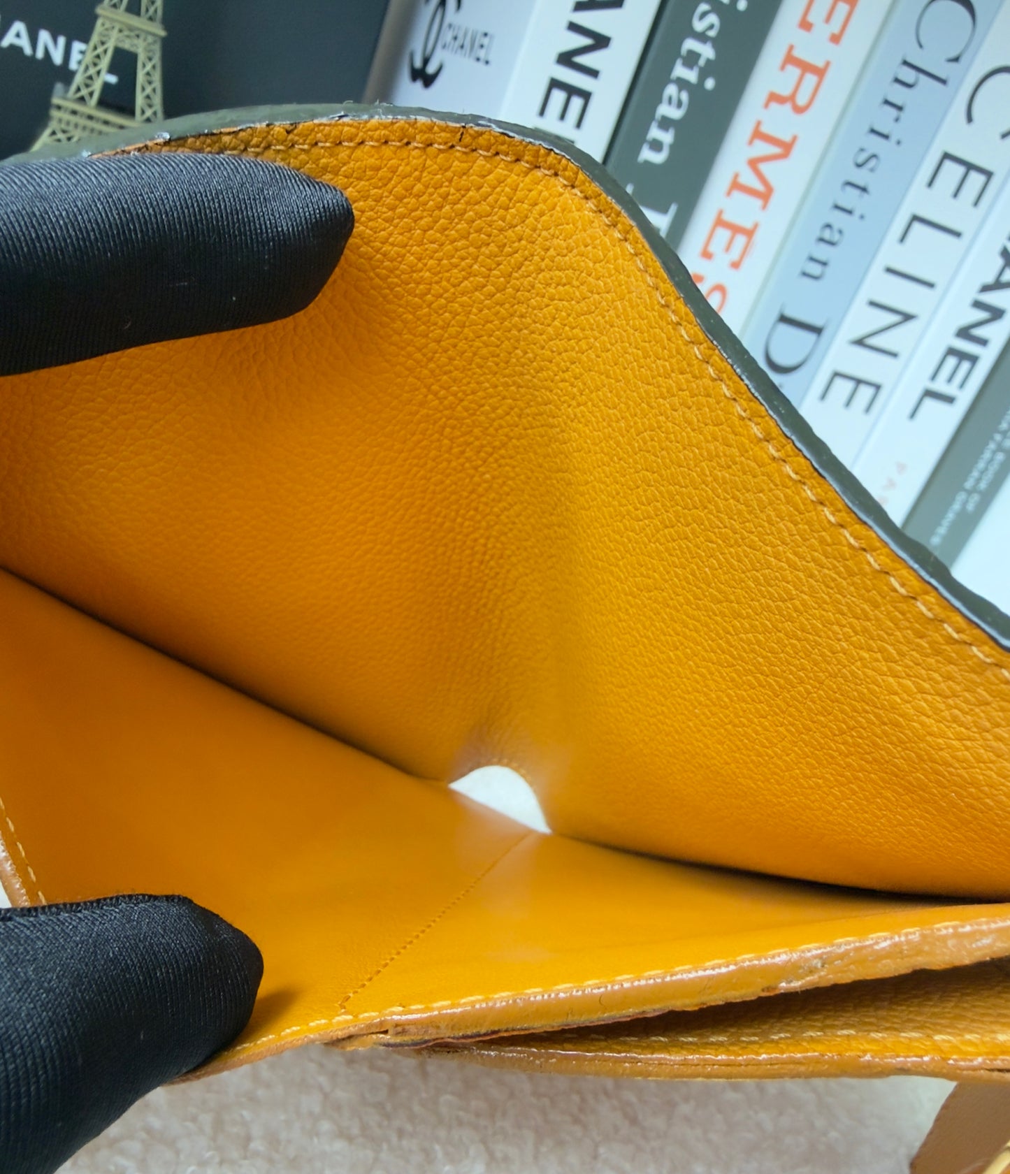 Safran Empreinte Leather Compact Curieuse Wallet