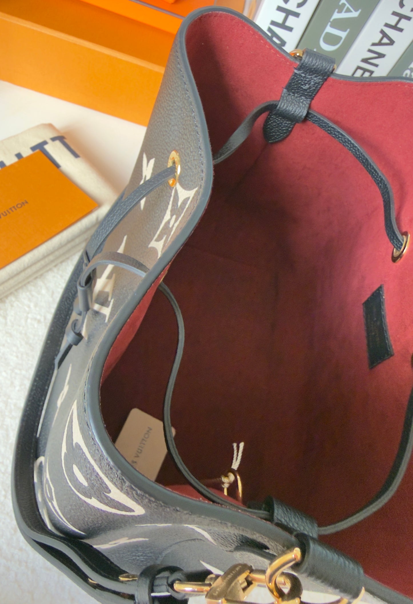 NEONOE MM BLACK/BEIGE EMPREINTE BAG