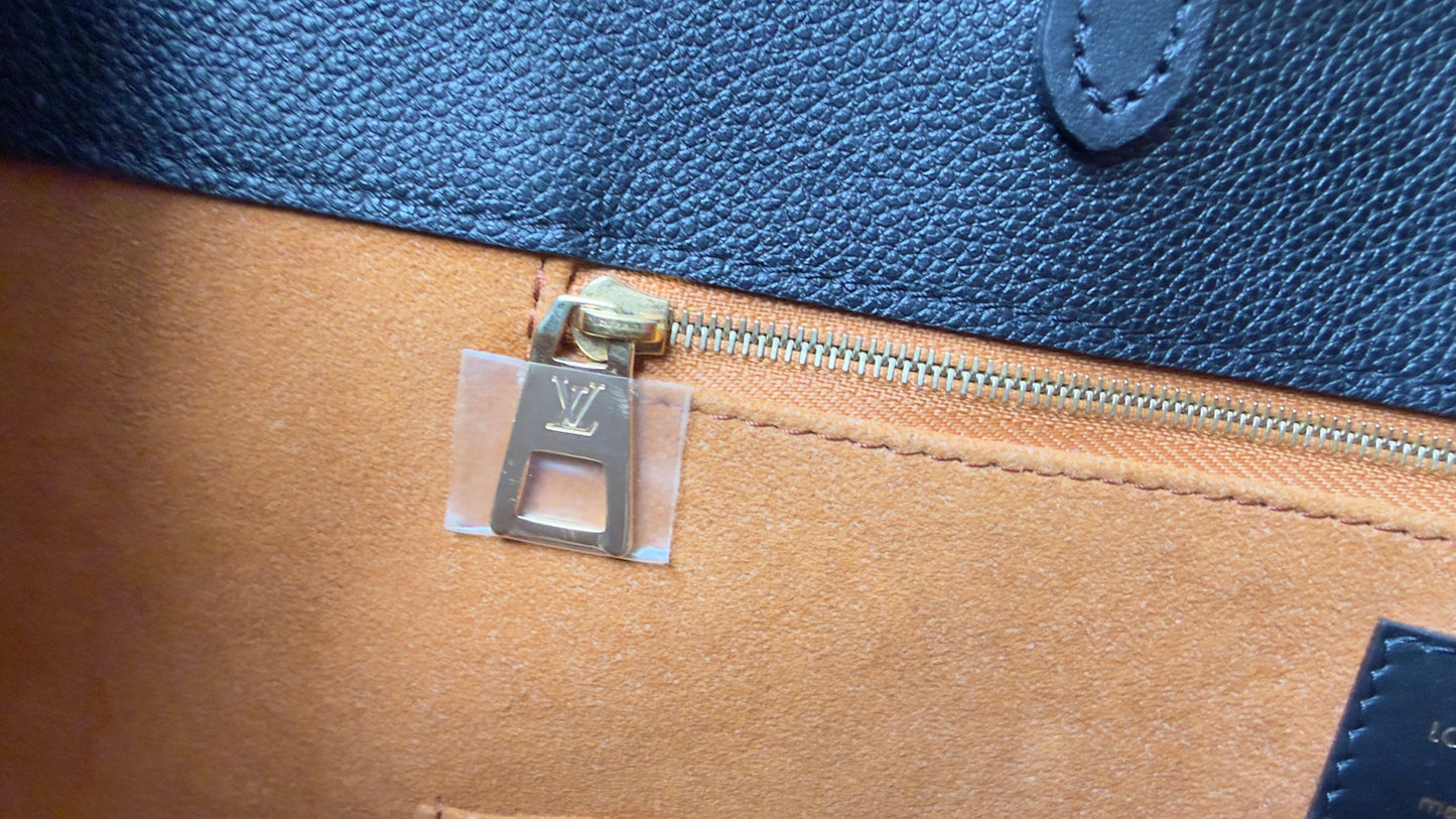 ONTHEGO GM BLACK EMPREINTE BAG