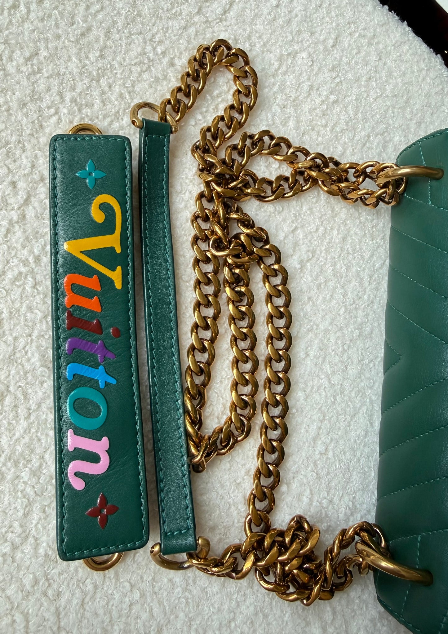 NEW WAVE Calfskin Chain PM Emerald