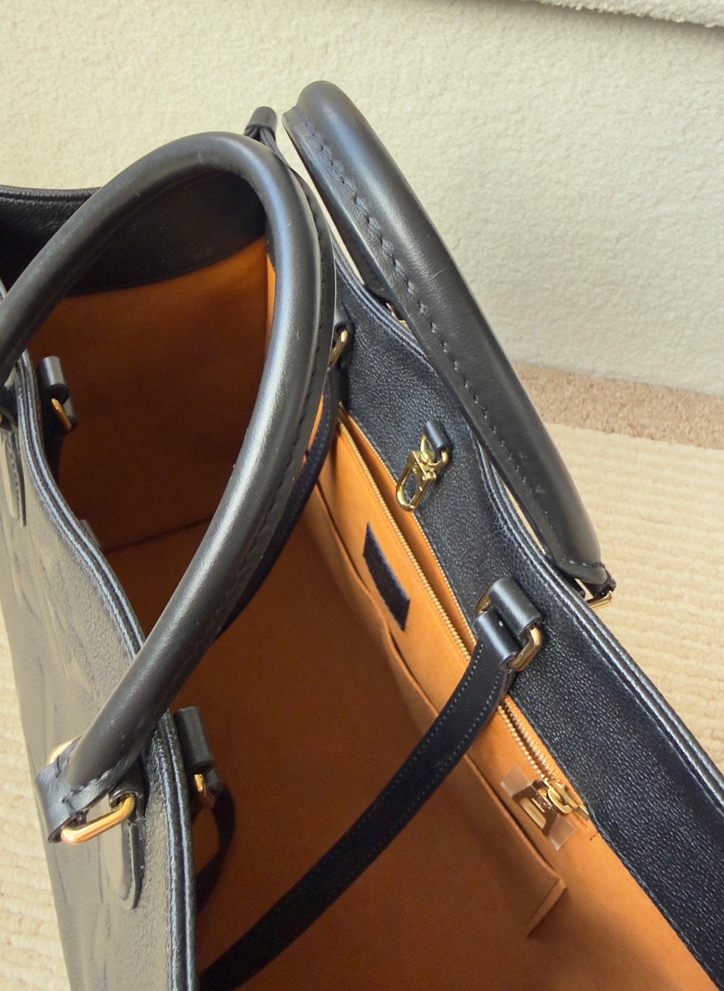 ONTHEGO GM BLACK EMPREINTE BAG