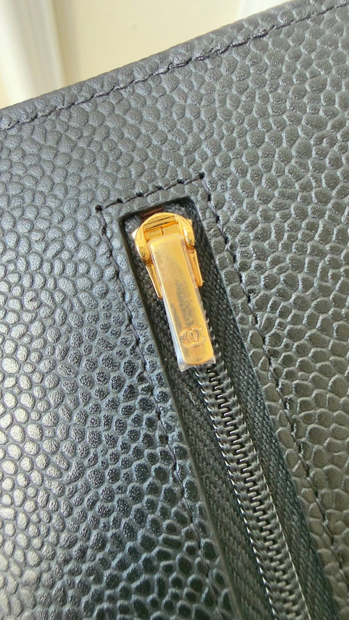 BRAND NEW CC WOC BLCK CAVIAR/GHW