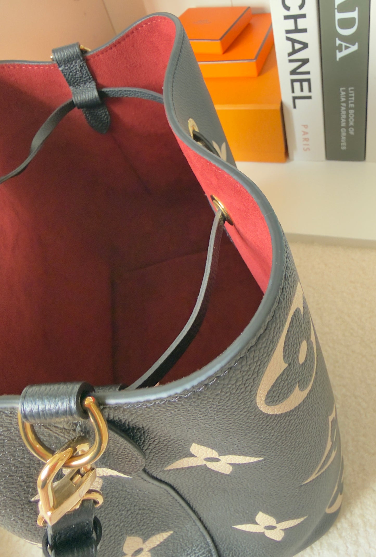 NEONOE MM BLACK/BEIGE EMPREINTE BAG