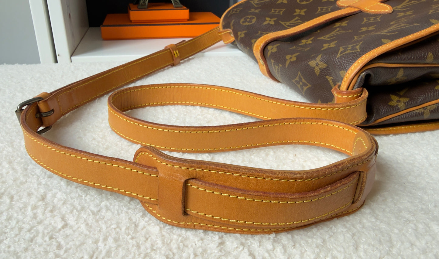 SAUMUR 30 MNG CANVAS MESSENGER BAG