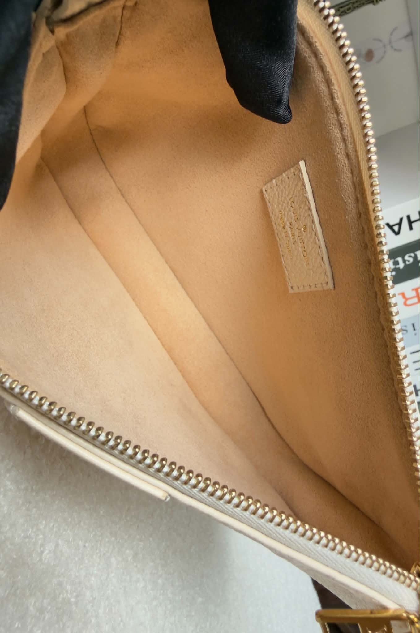 Multi Pochette Accessories Cream Monogram Empreinte Leather