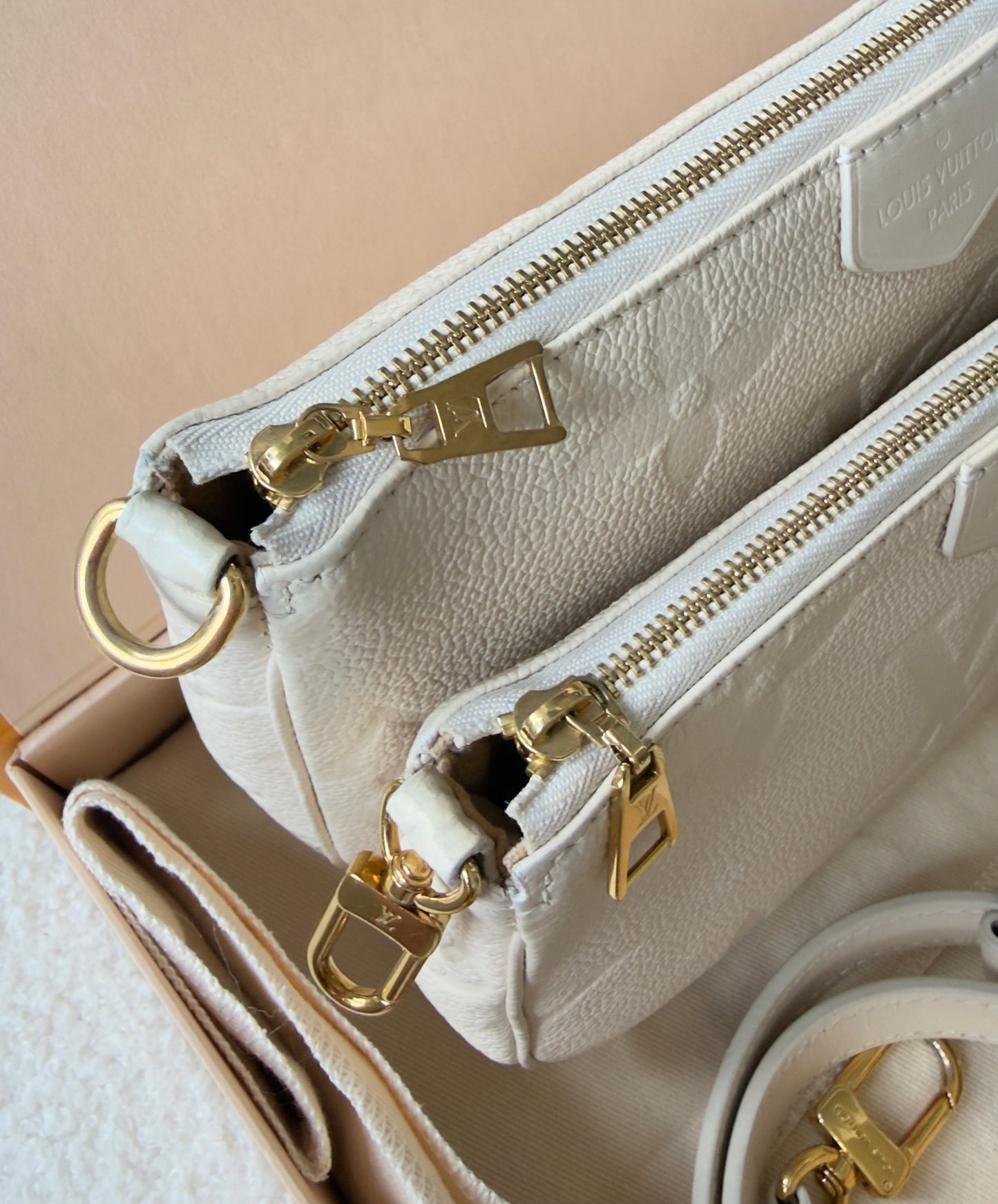 Multi Pochette Accessories Cream Monogram Empreinte Leather