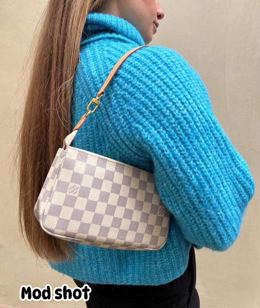 BRAND NEW POCHETTE ACCESSORIE DAMIER AZUR NM
