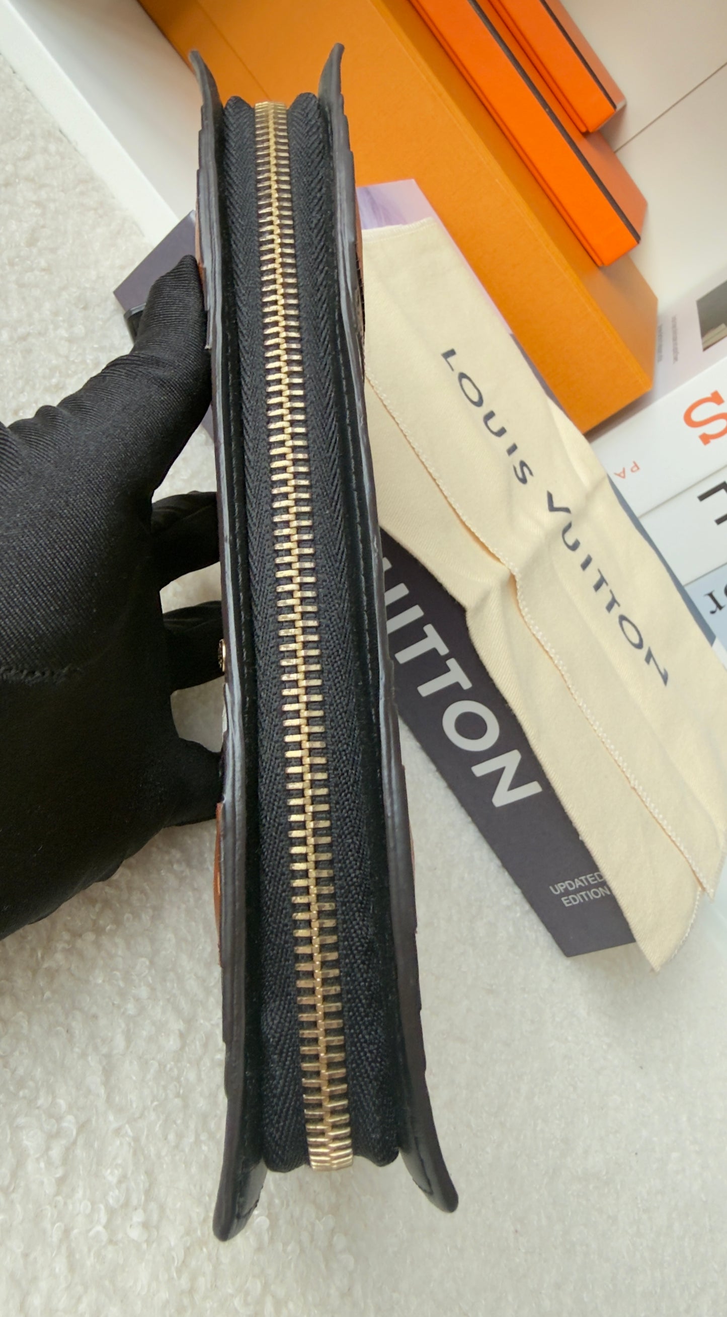 LIMITED EDITION BROGUE STEAMER MNG ZIPPY WALLET