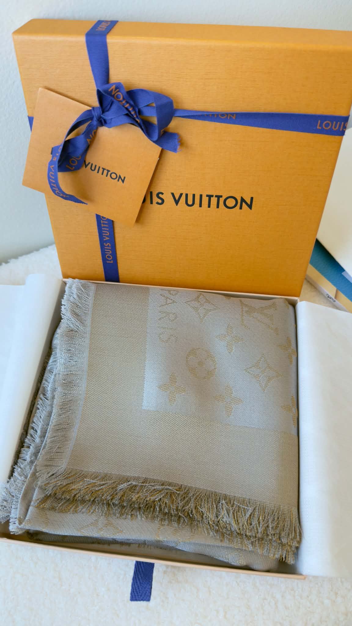 BRAND NEW MONOGRAM SHAWL SHINE/GREIGE