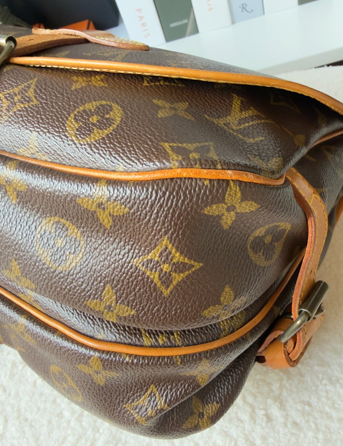 SAUMUR 30 MNG CANVAS MESSENGER BAG