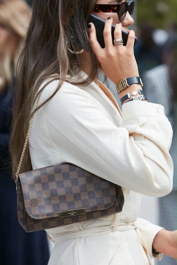 FAVORITE PM DAMIER EBENE CLUTCH/CROSSBODY BAG