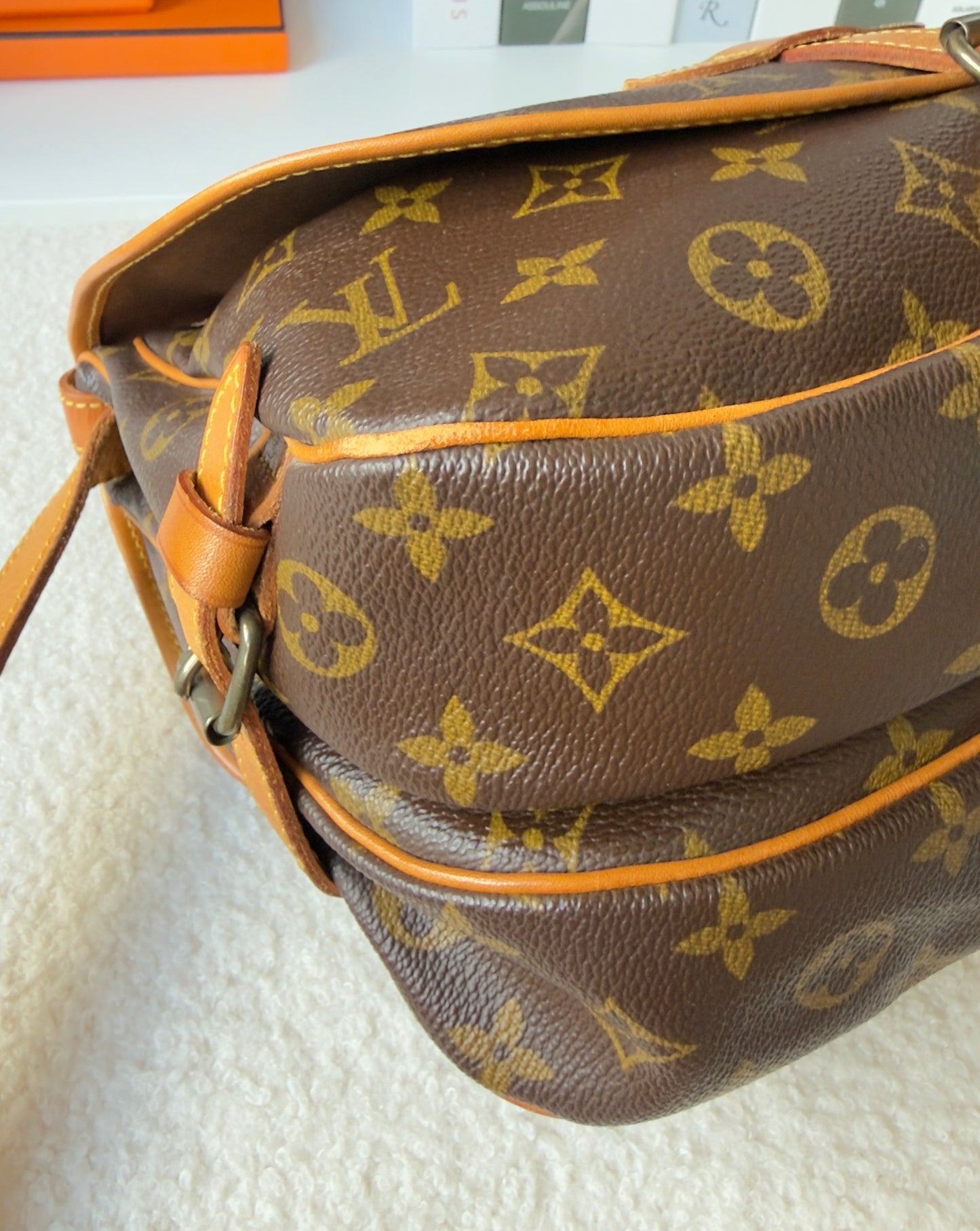 SAUMUR 30 MNG CANVAS MESSENGER BAG