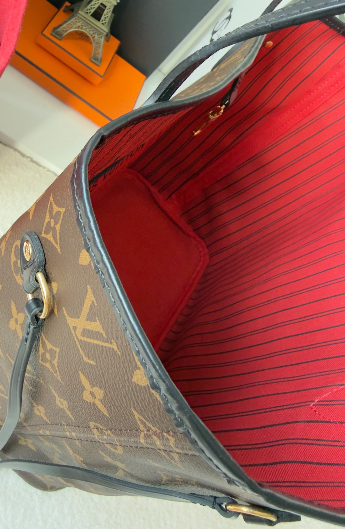 NEVERFULL MNG MM WORLD TOUR W/POCHETTE
