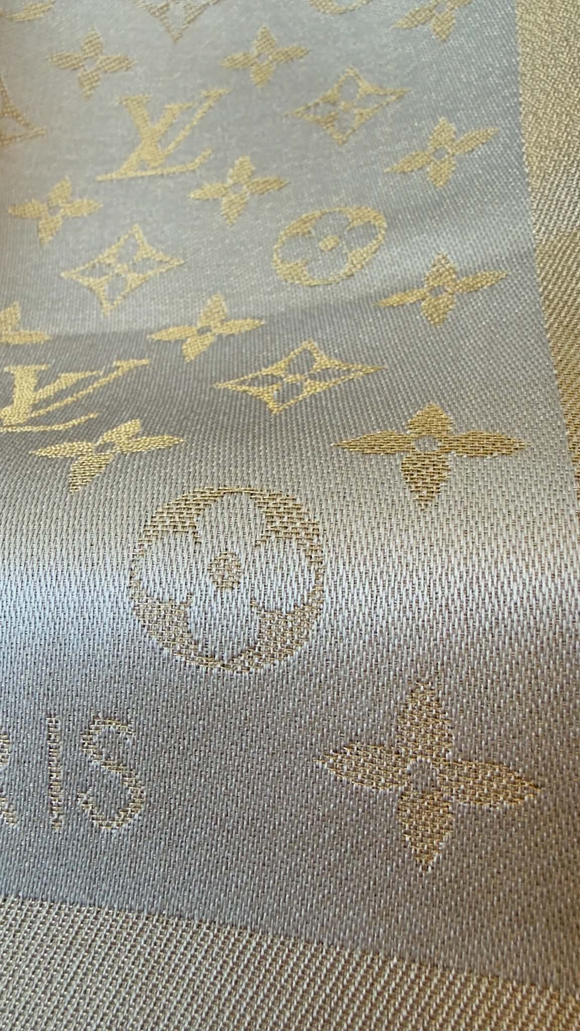 BRAND NEW MONOGRAM SHAWL SHINE/GREIGE