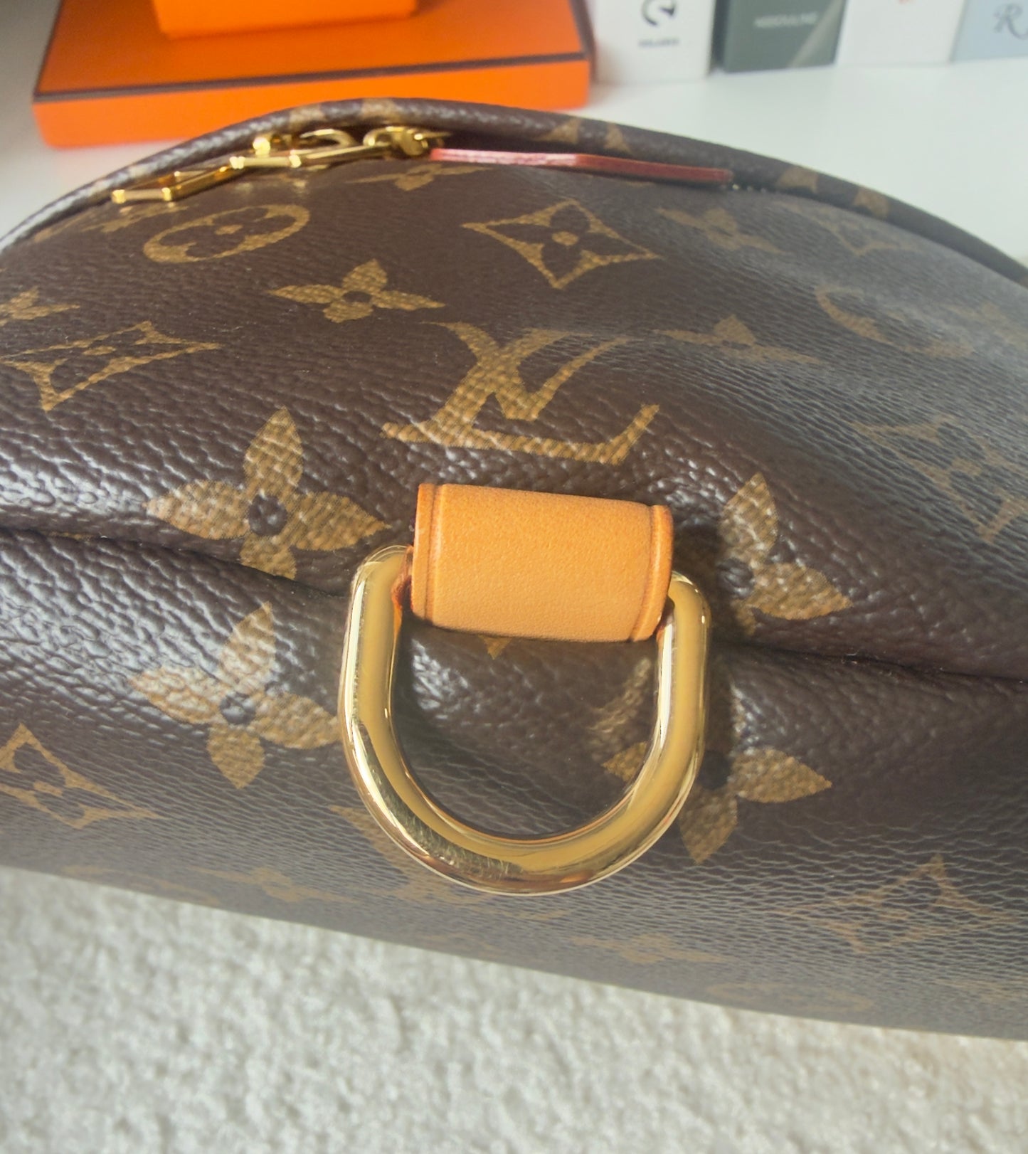 MONOGRAM CANVAS BUMBAG