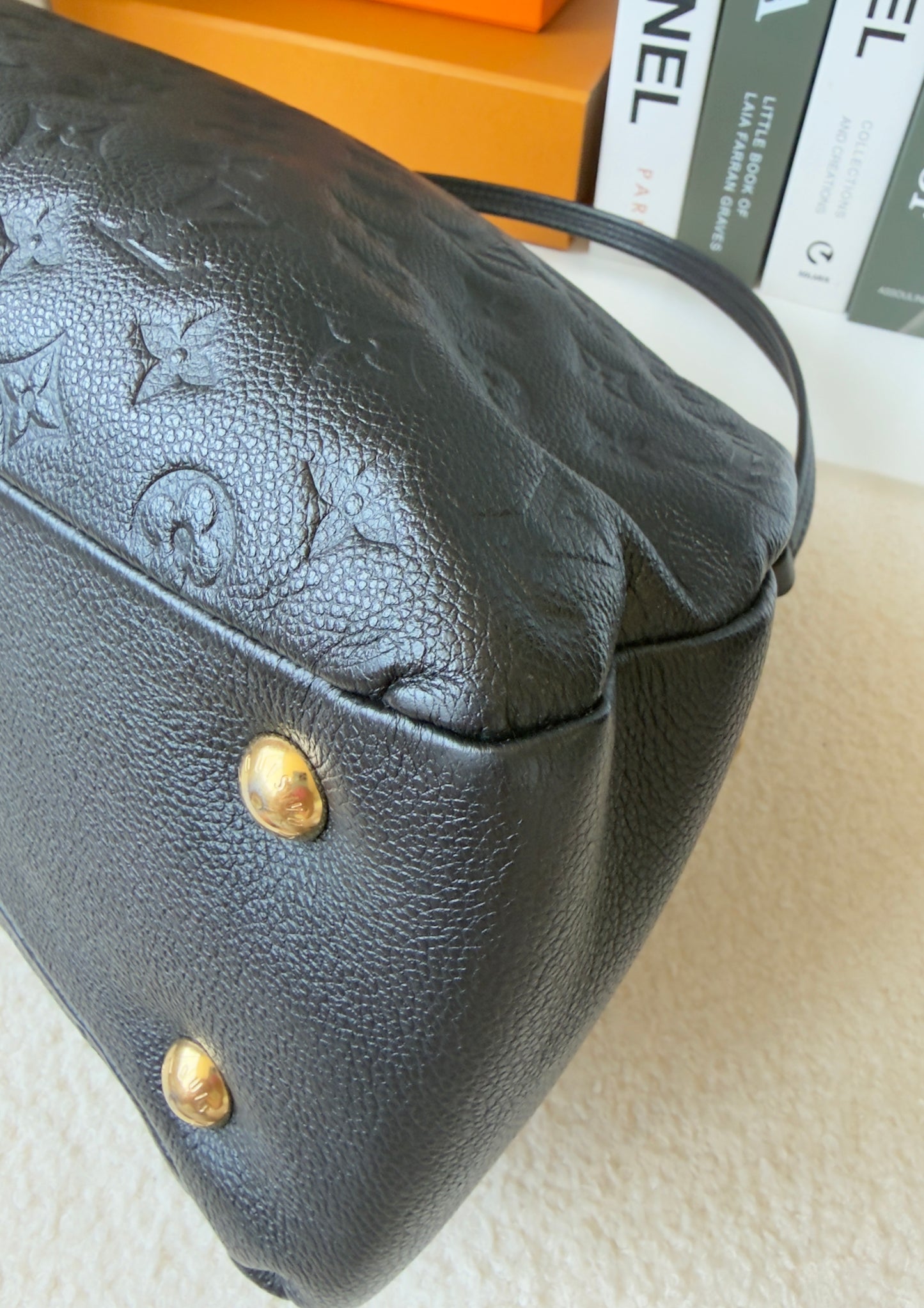 PONTHIEU PM NOIR/BLACK EMPREINTE BAG