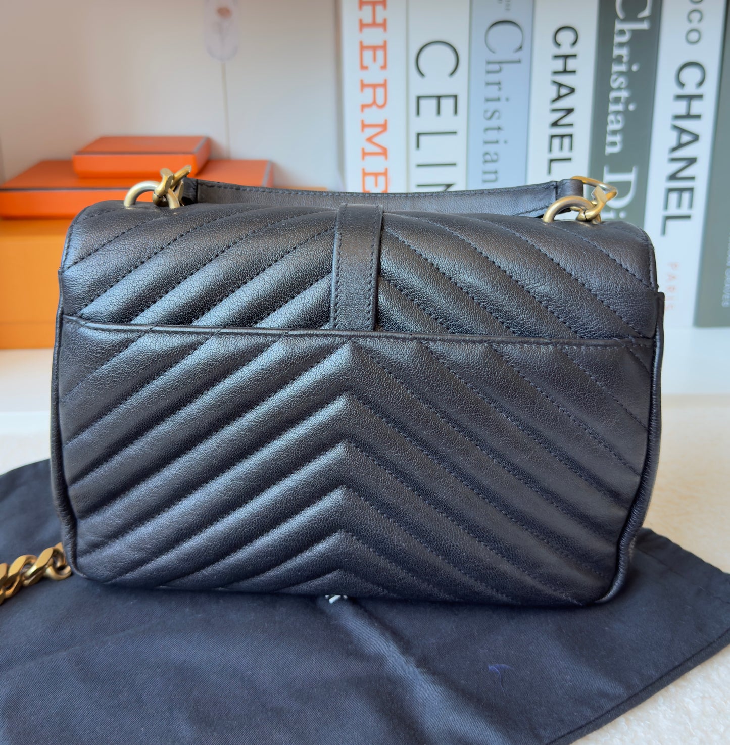 YSL SHEEPSKIN MATELASSE CHEVRON COLLEGE MEDIUM BLACK