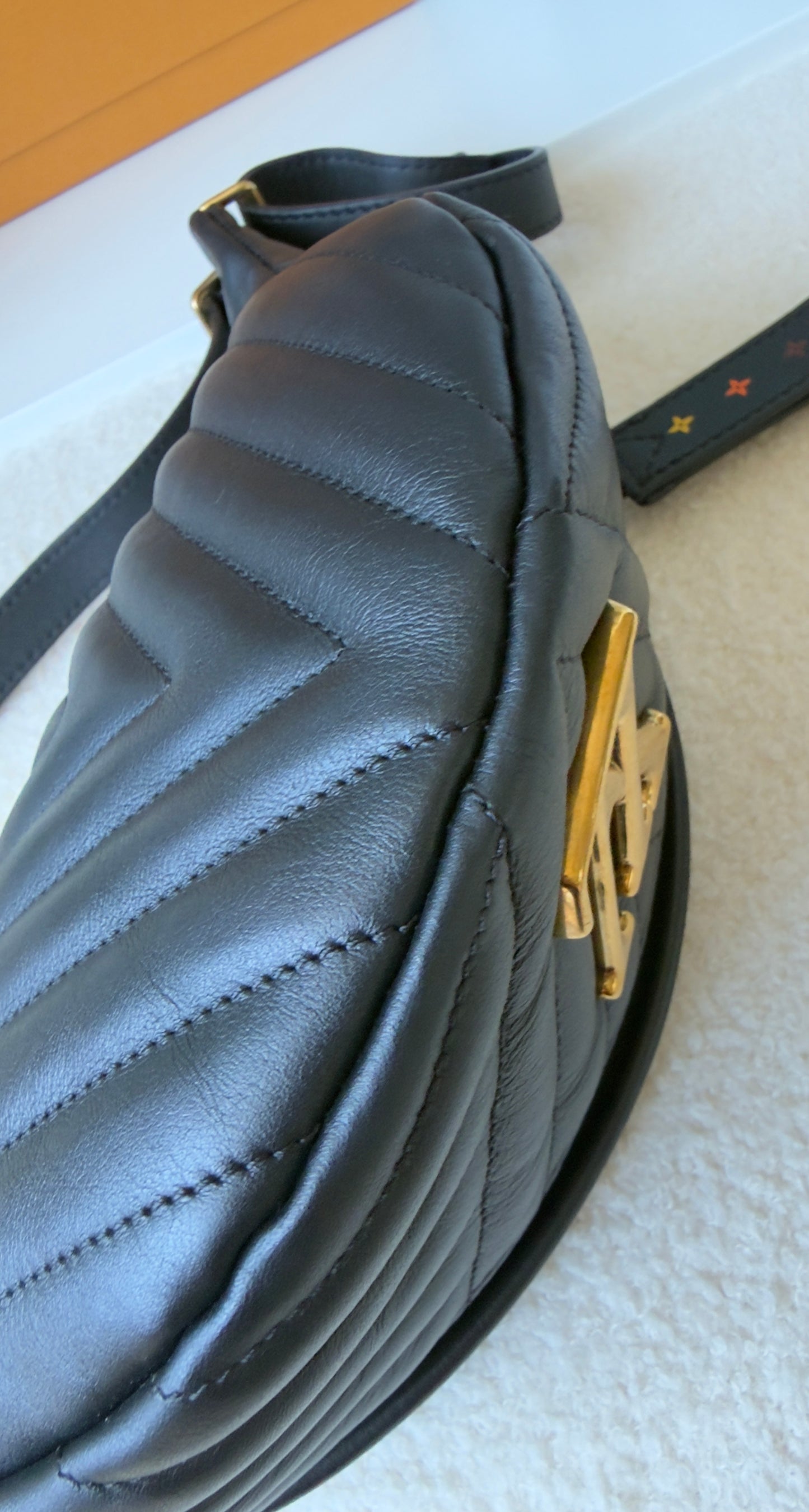 NEW WAVE BUMBAG BLACK CALFSKIN BAG