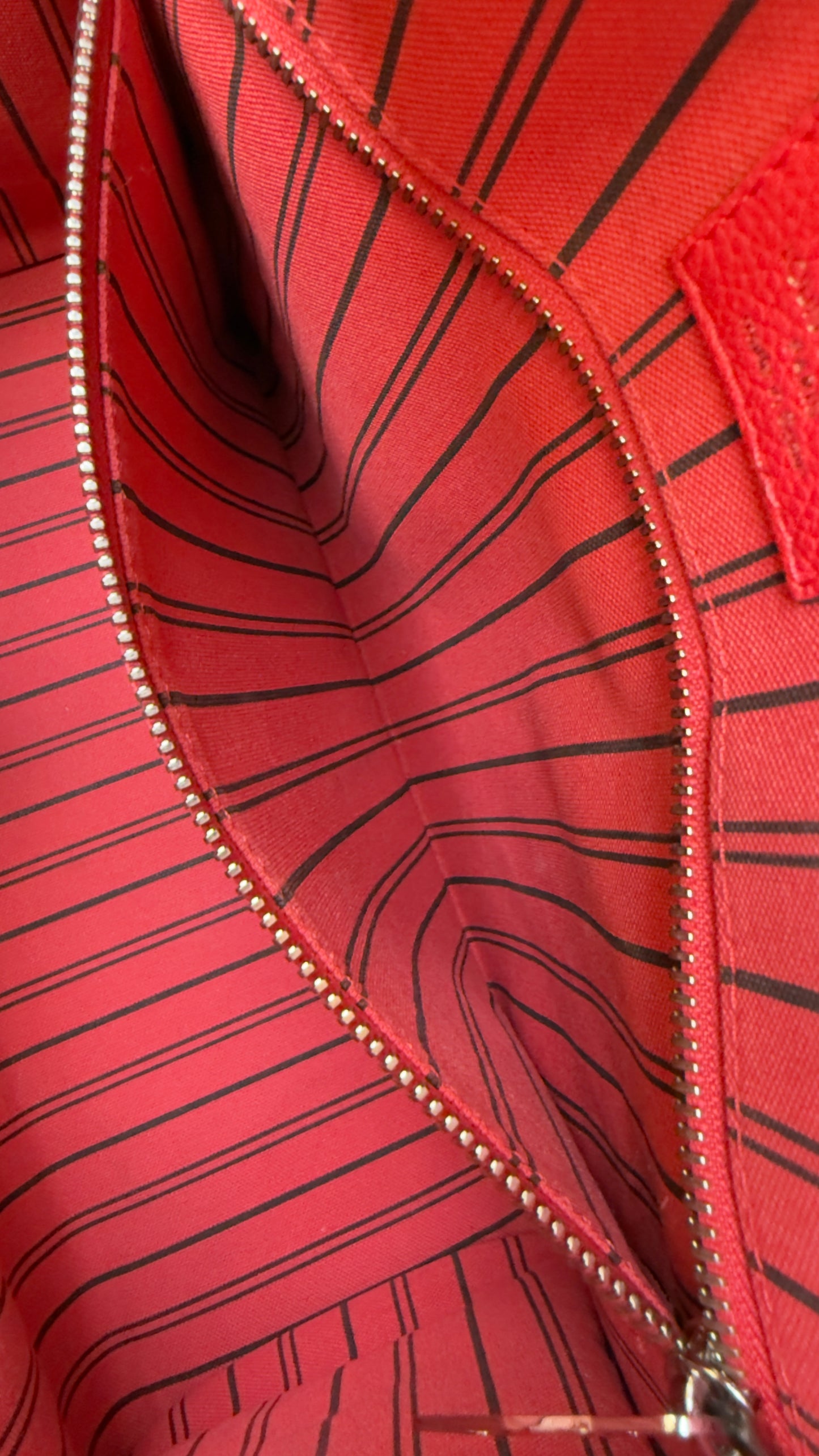 PONT NEUF MM RED WATERMELON MNG EMPREINTE BAG