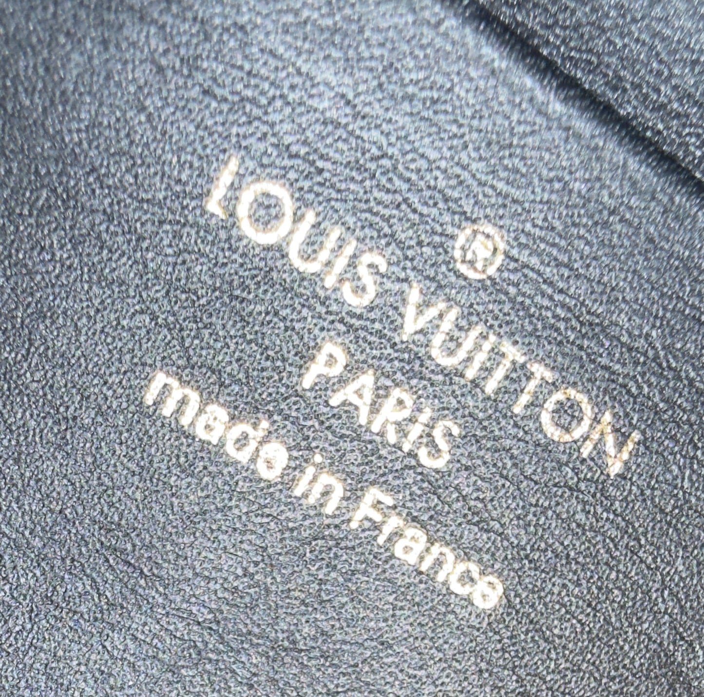 NEW WAVE CHAIN POCHETTE BLACK CALFSKIN