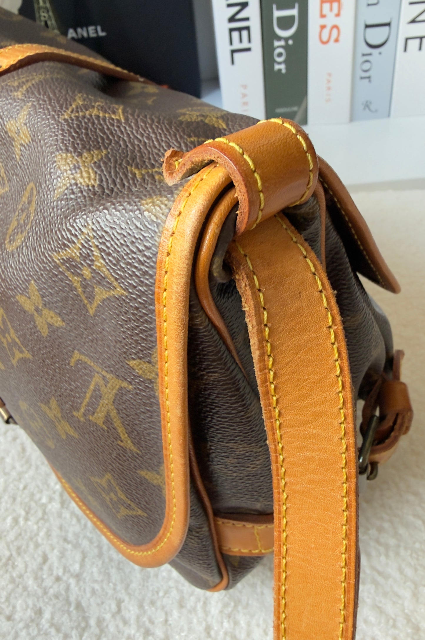 SAUMUR 30 MNG CANVAS MESSENGER BAG