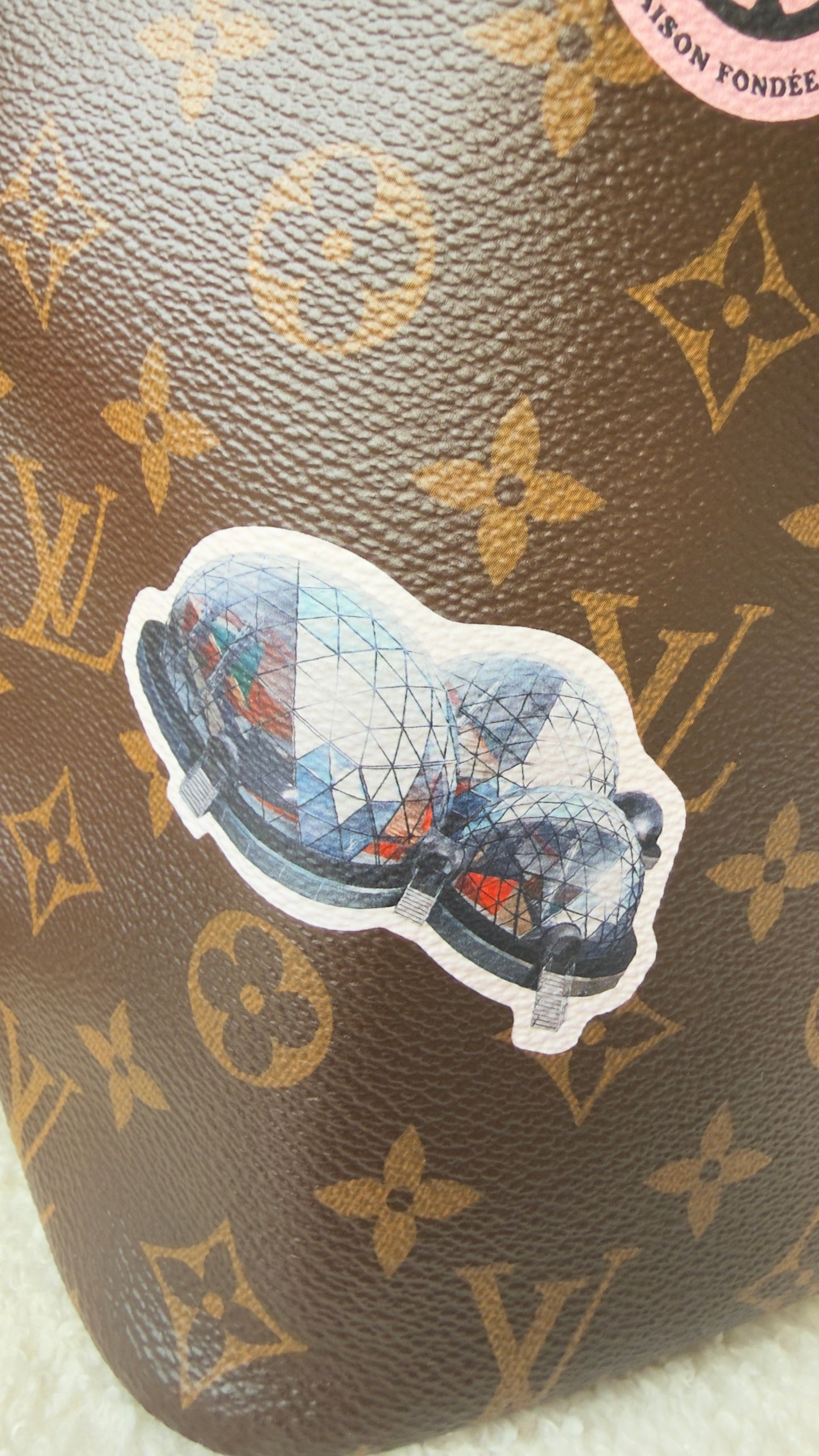 NEVERFULL MNG MM WORLD TOUR W/POCHETTE