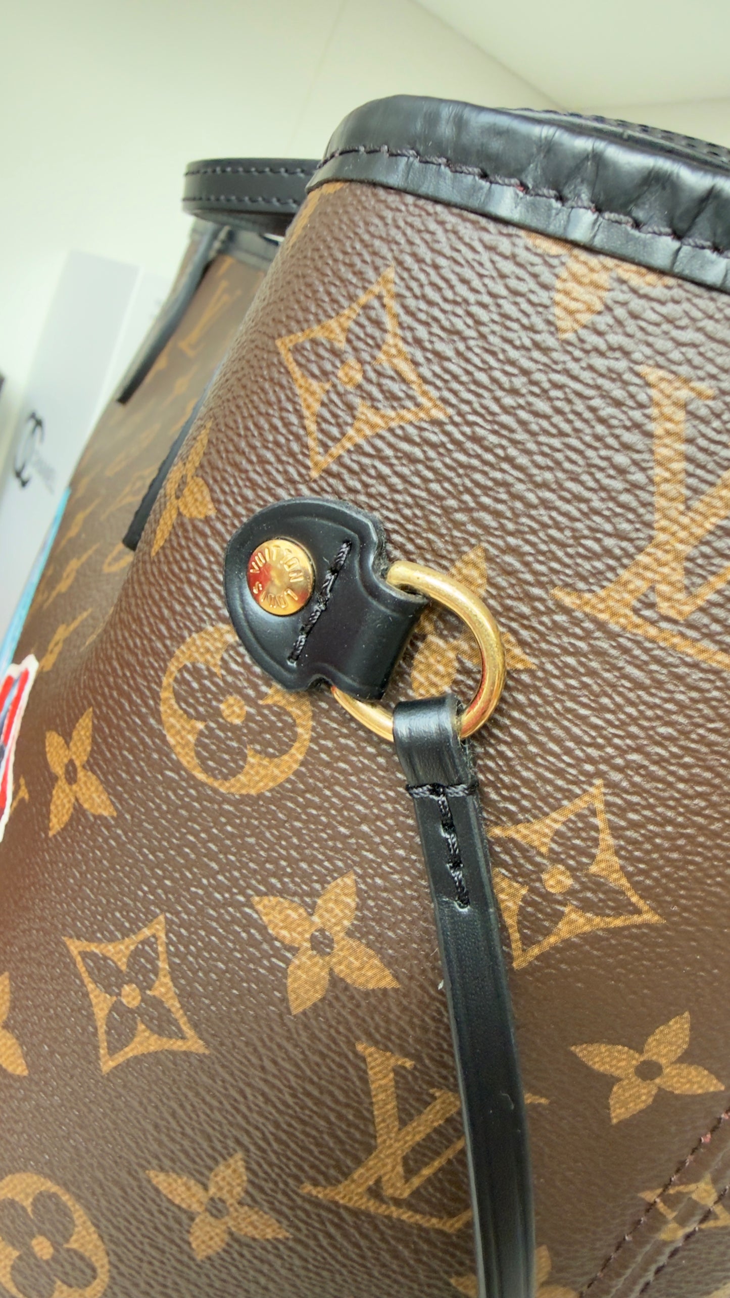 NEVERFULL MNG MM WORLD TOUR W/POCHETTE