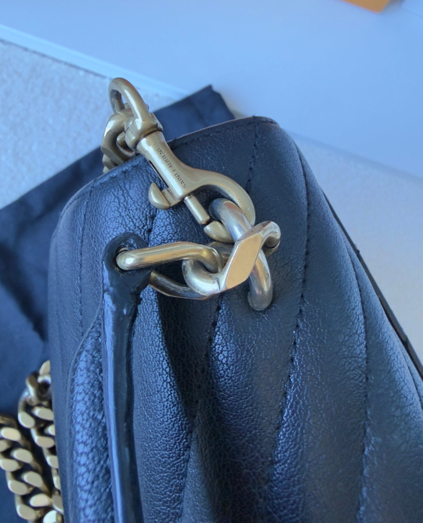 YSL SHEEPSKIN MATELASSE CHEVRON COLLEGE MEDIUM BLACK