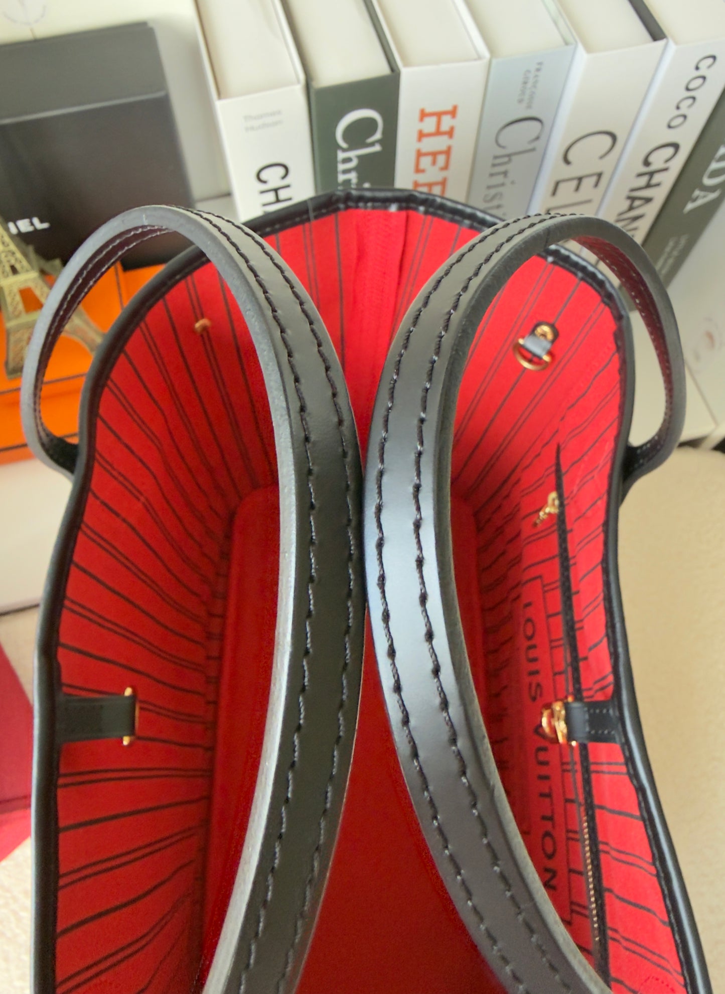 NEVERFULL MNG MM WORLD TOUR W/POCHETTE