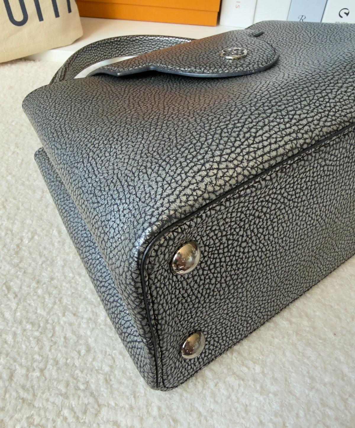 Capucines PM Chrome Taurillon Metallic Leather Crossbody Bag Silver