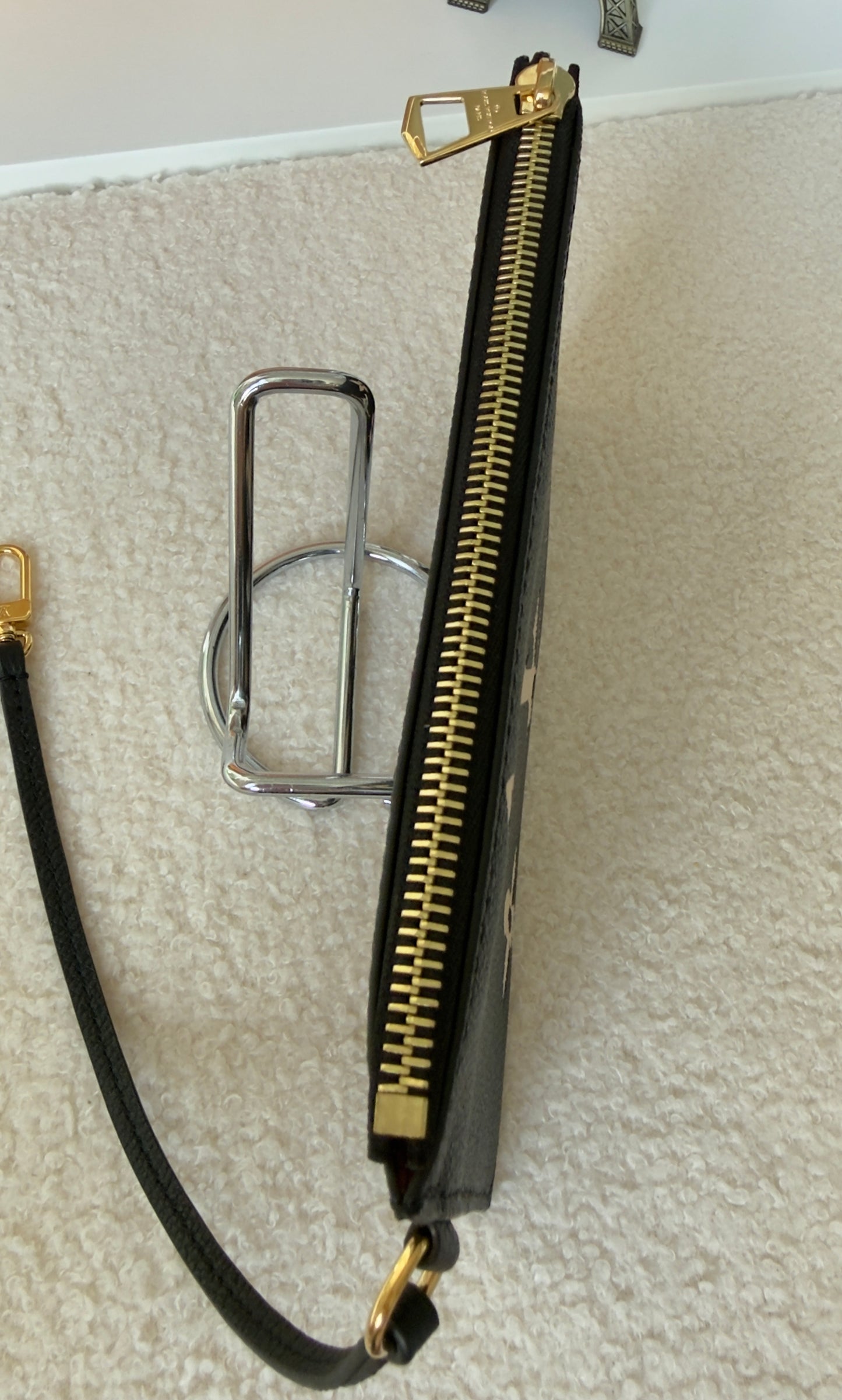 NEONOE MM BLACK/BEIGE EMPREINTE BAG