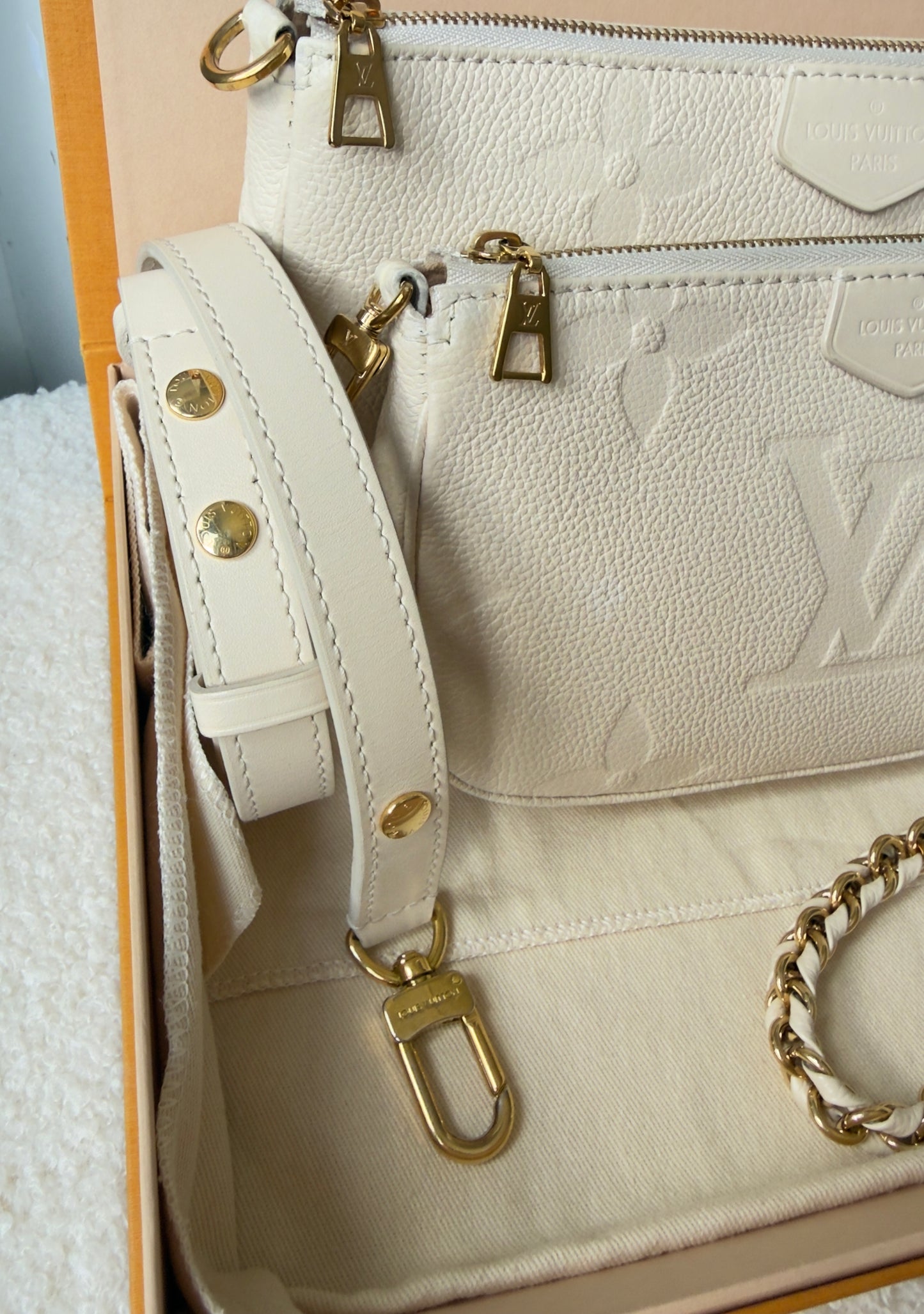 Multi Pochette Accessories Cream Monogram Empreinte Leather
