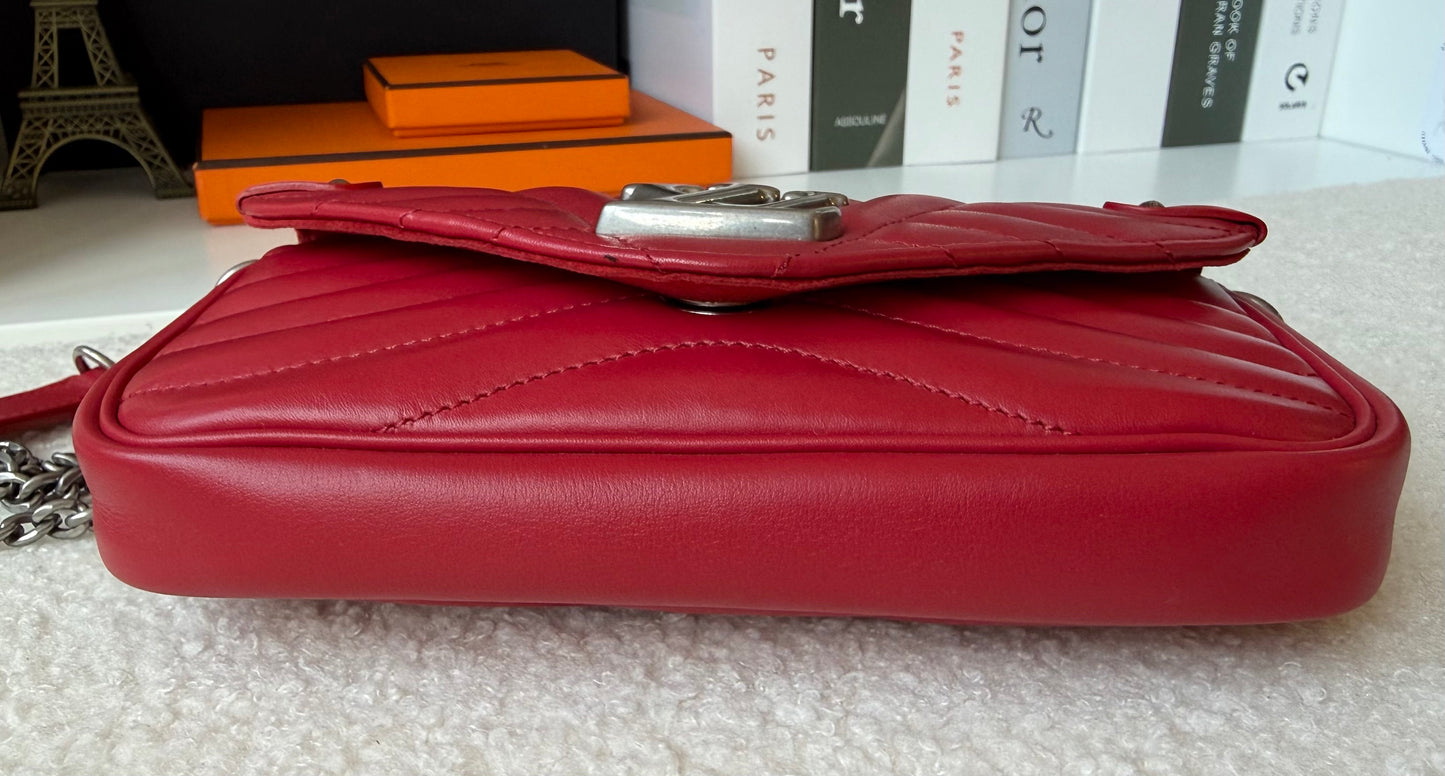 LIKE NEW NEW WAVE CHAIN POCHETTE RES CALFSKIN