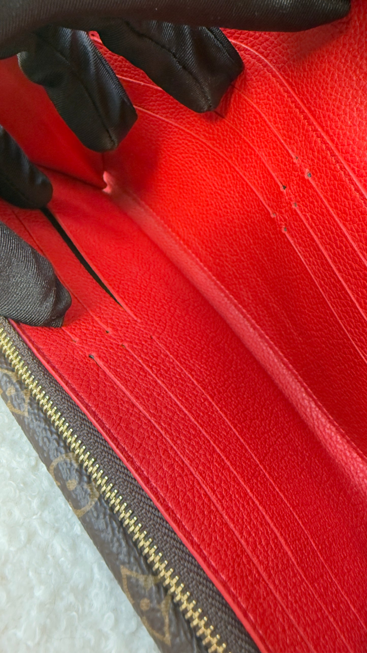 DOUBLE V RED/RUBIS CALFSKIN WALLET