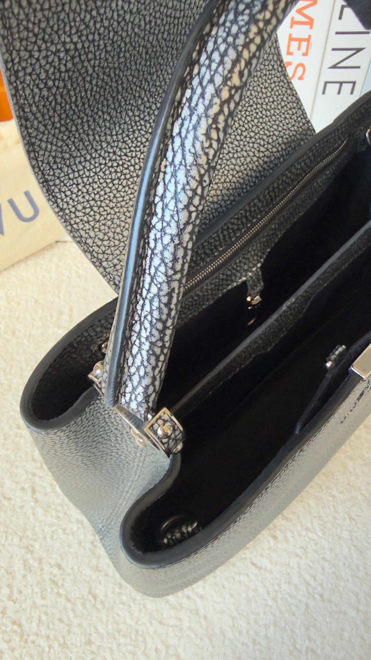 Capucines PM Chrome Taurillon Metallic Leather Crossbody Bag Silver