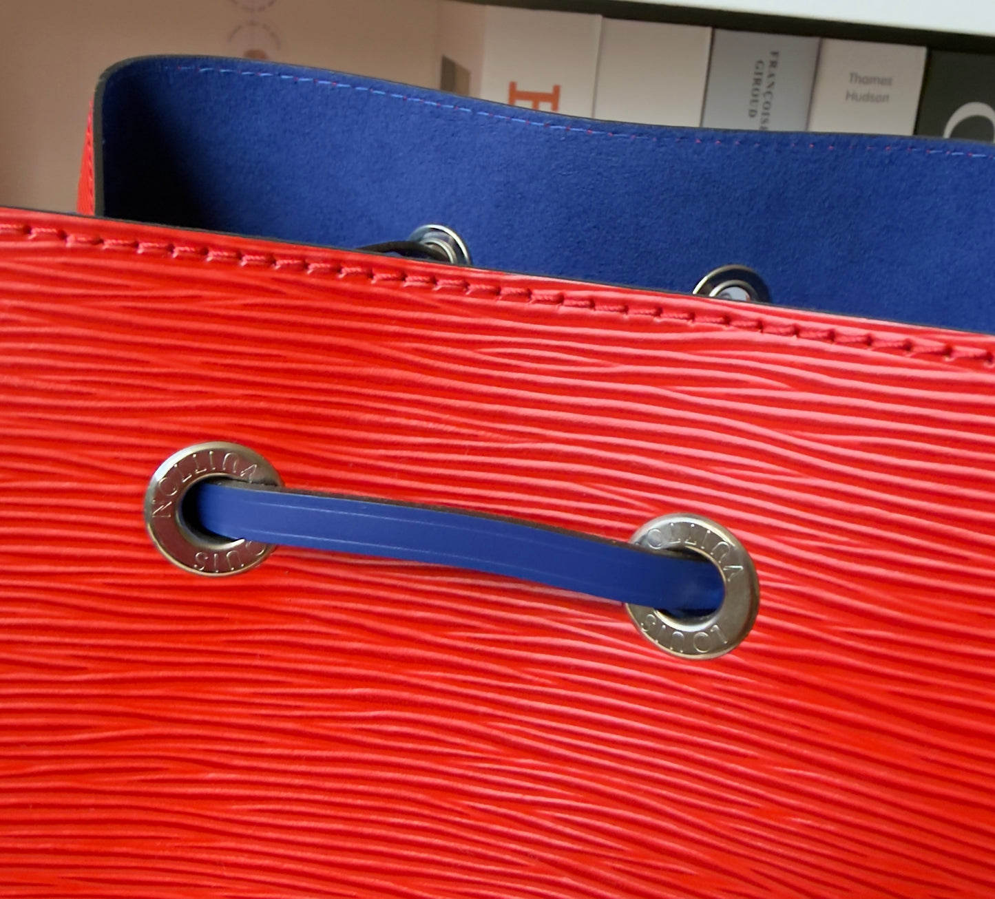 NEONOE MM Red Blue Coquelicot Epi Leather Bag