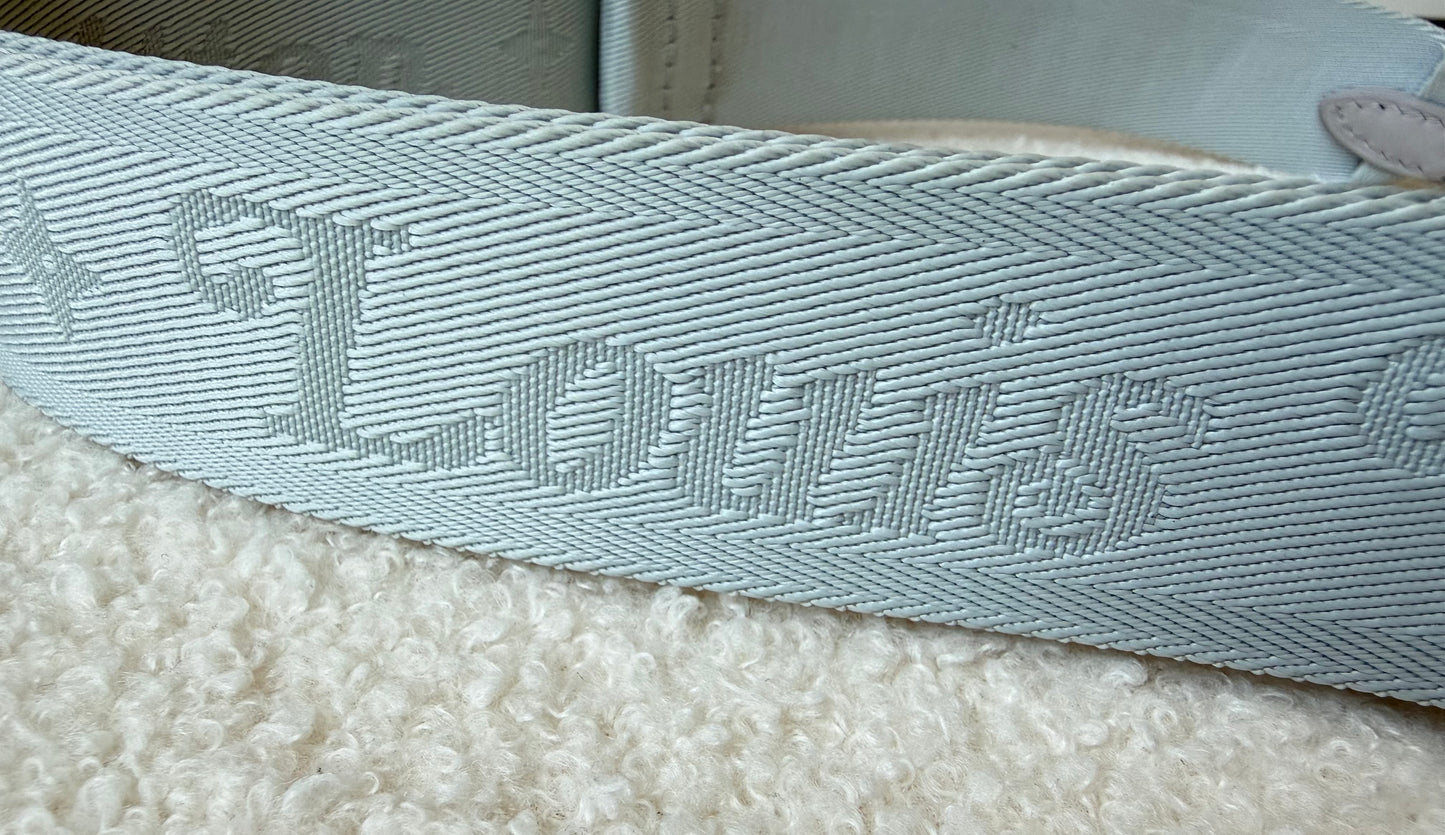 Calfskin New Wave Multi Pochette Brume/Gray