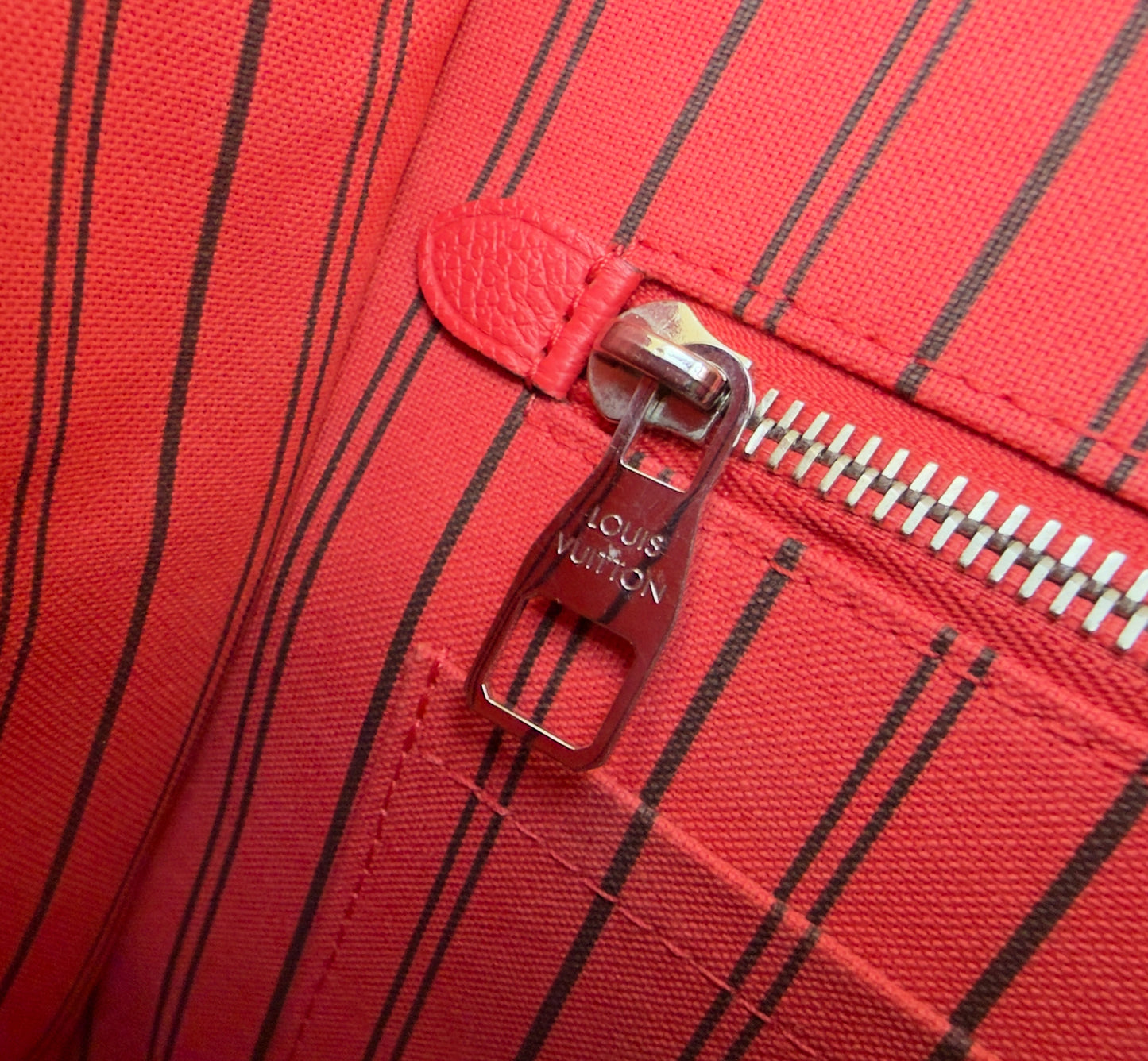 PONT NEUF MM RED WATERMELON MNG EMPREINTE BAG