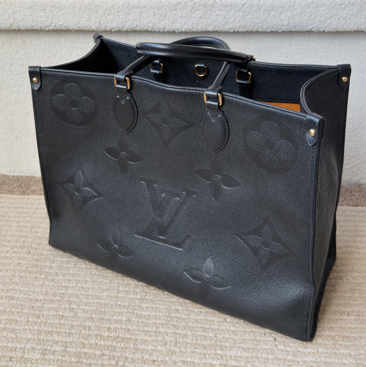 ONTHEGO GM BLACK EMPREINTE BAG