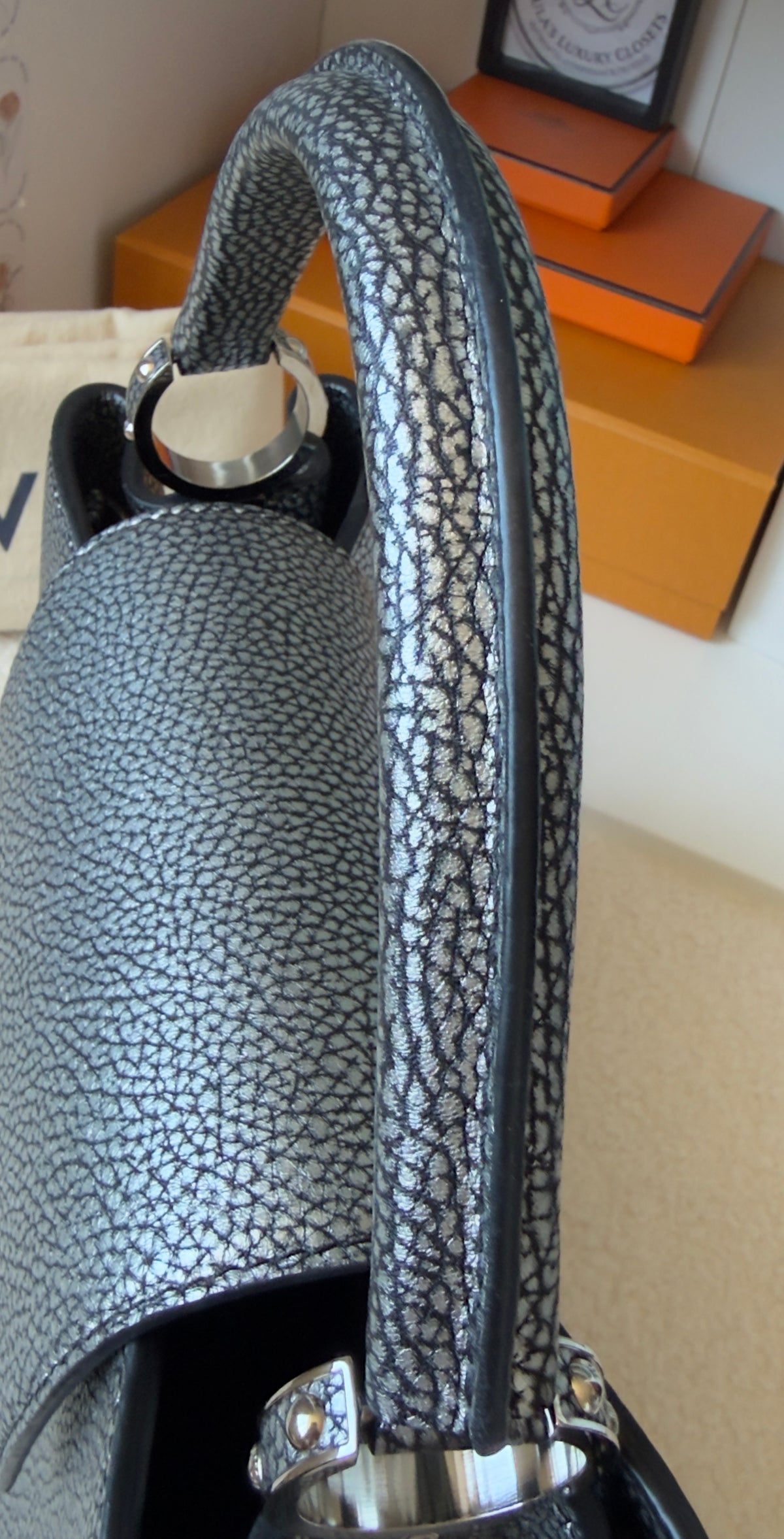 Capucines PM Chrome Taurillon Metallic Leather Crossbody Bag Silver