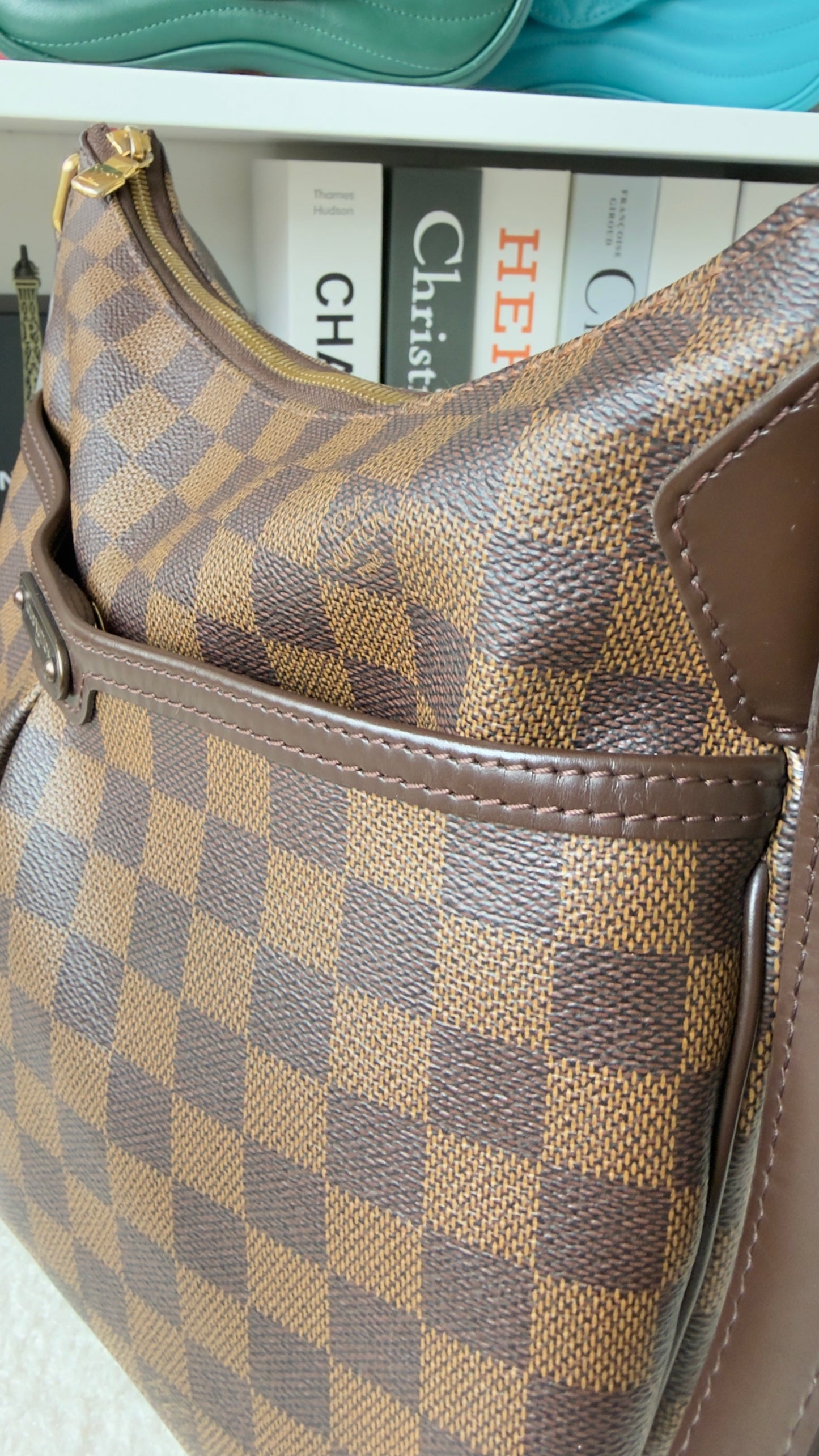 BLOOMSBURY PM DAMIER EBENE CROSSBODY BAG