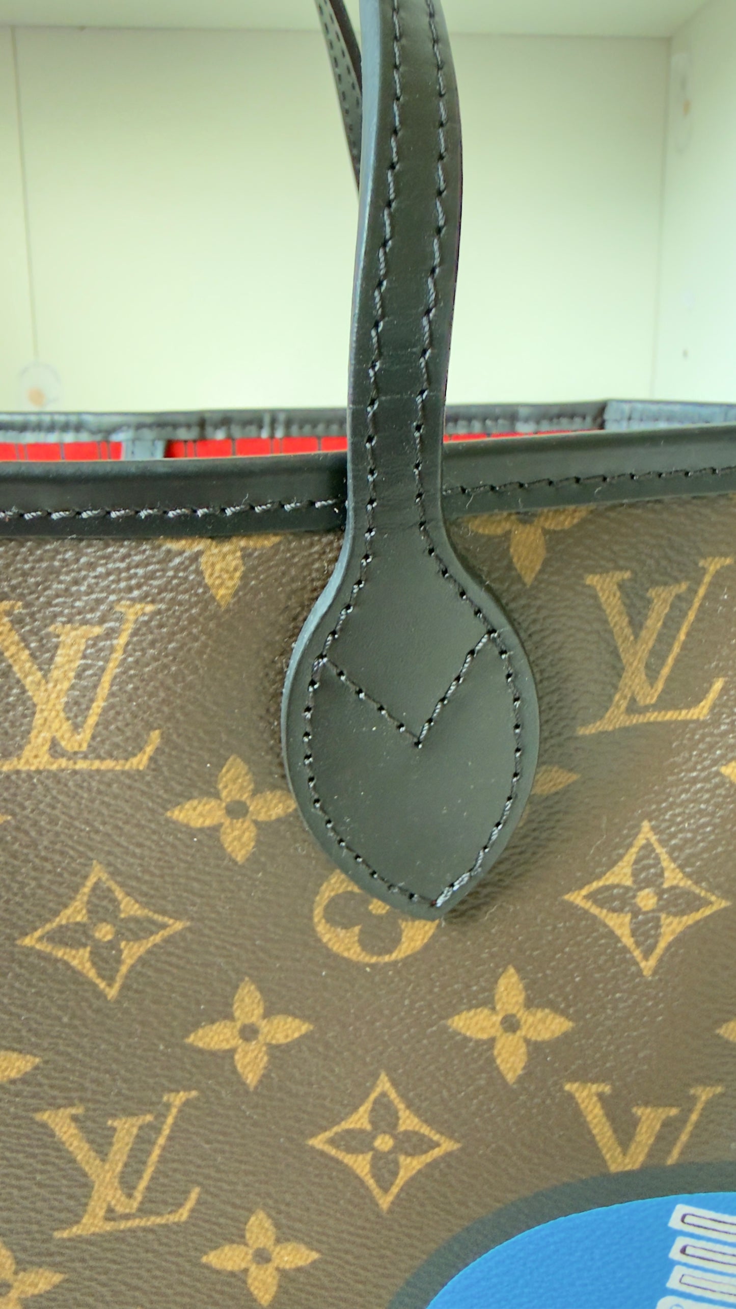 NEVERFULL MNG MM WORLD TOUR W/POCHETTE