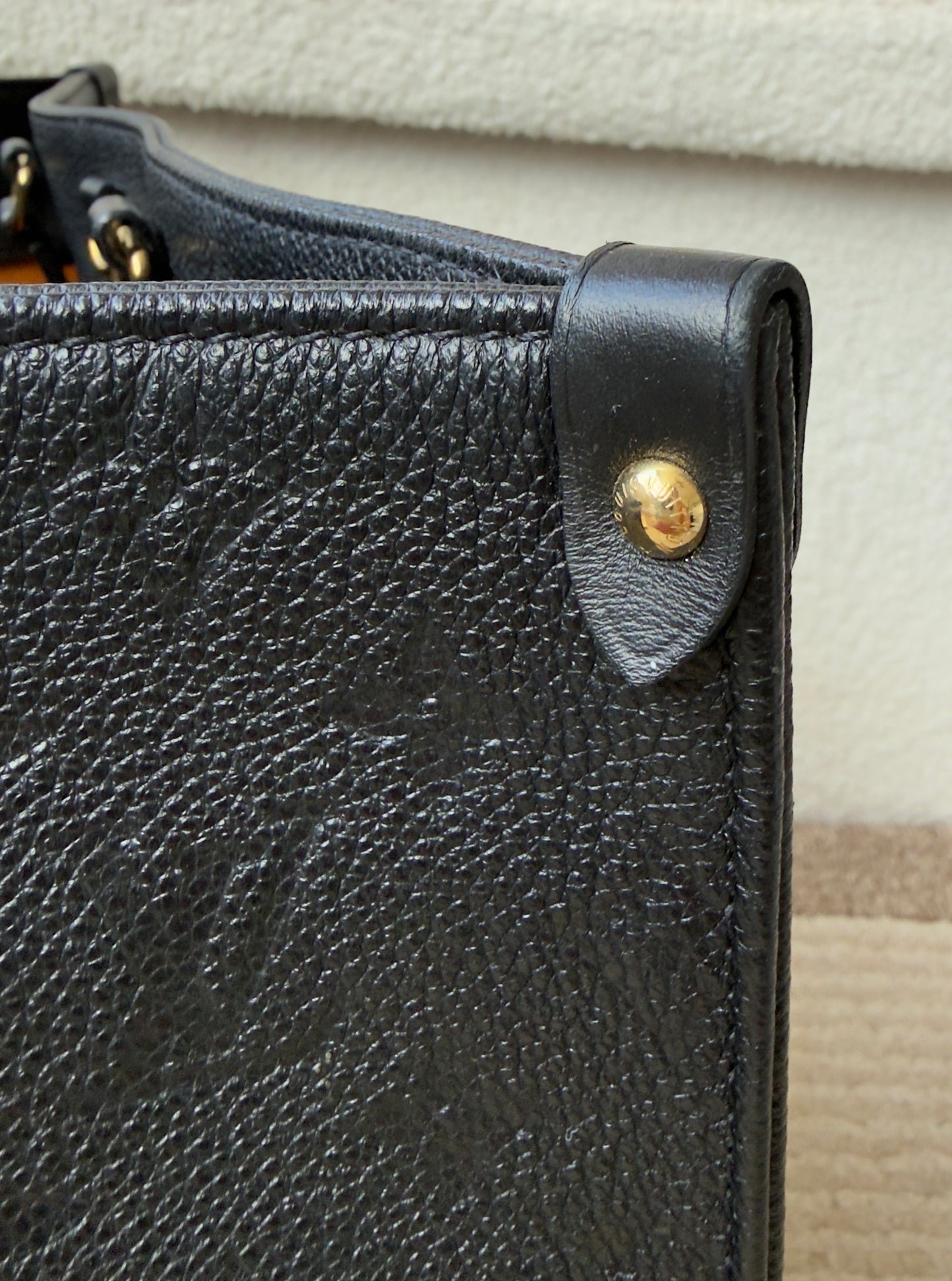 ONTHEGO GM BLACK EMPREINTE BAG